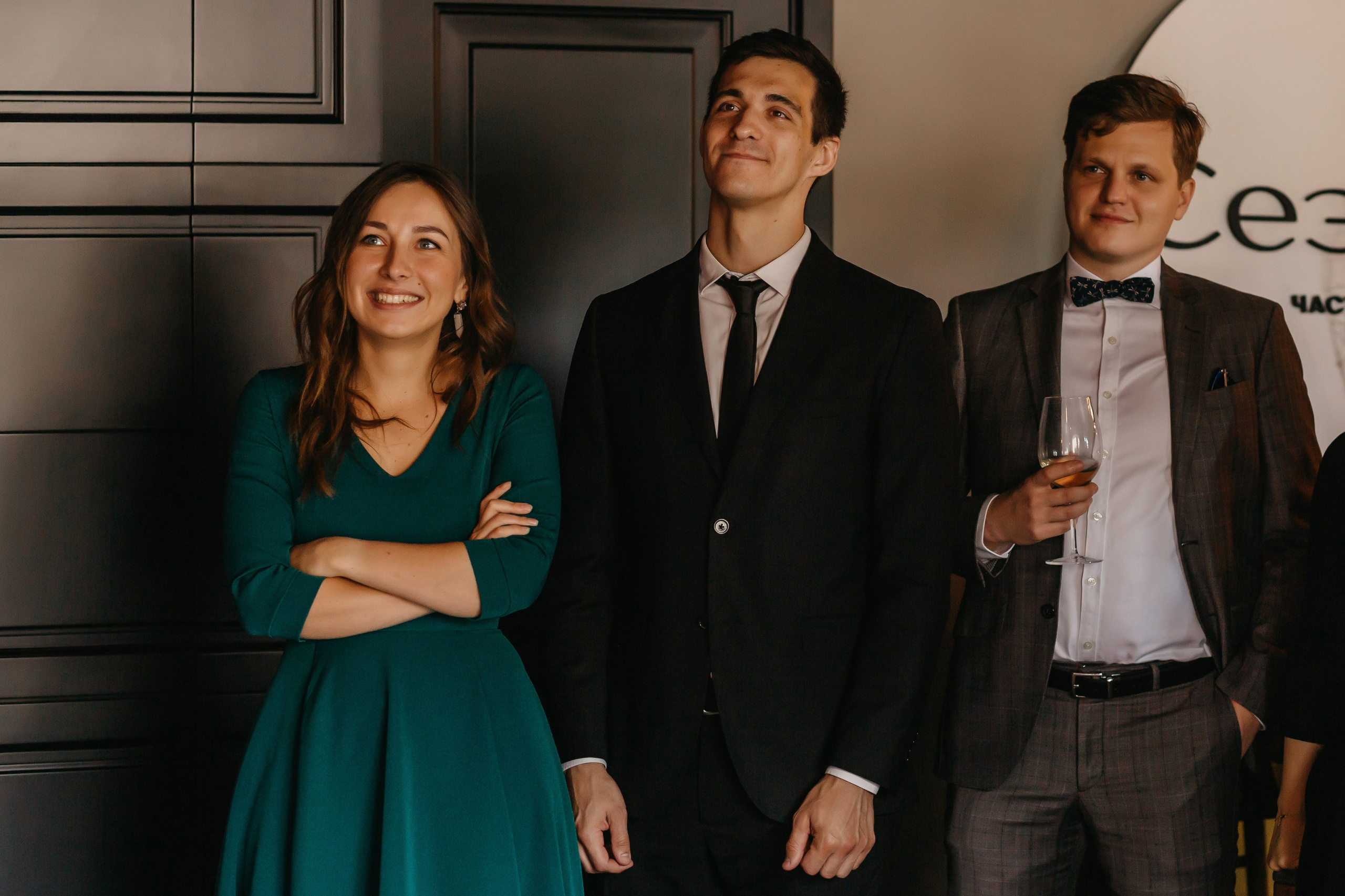 Свадебная съёмка в баре Сезоны. Свадебный и семейный фотограф в Санкт-Петербурге Игорь Бабенко