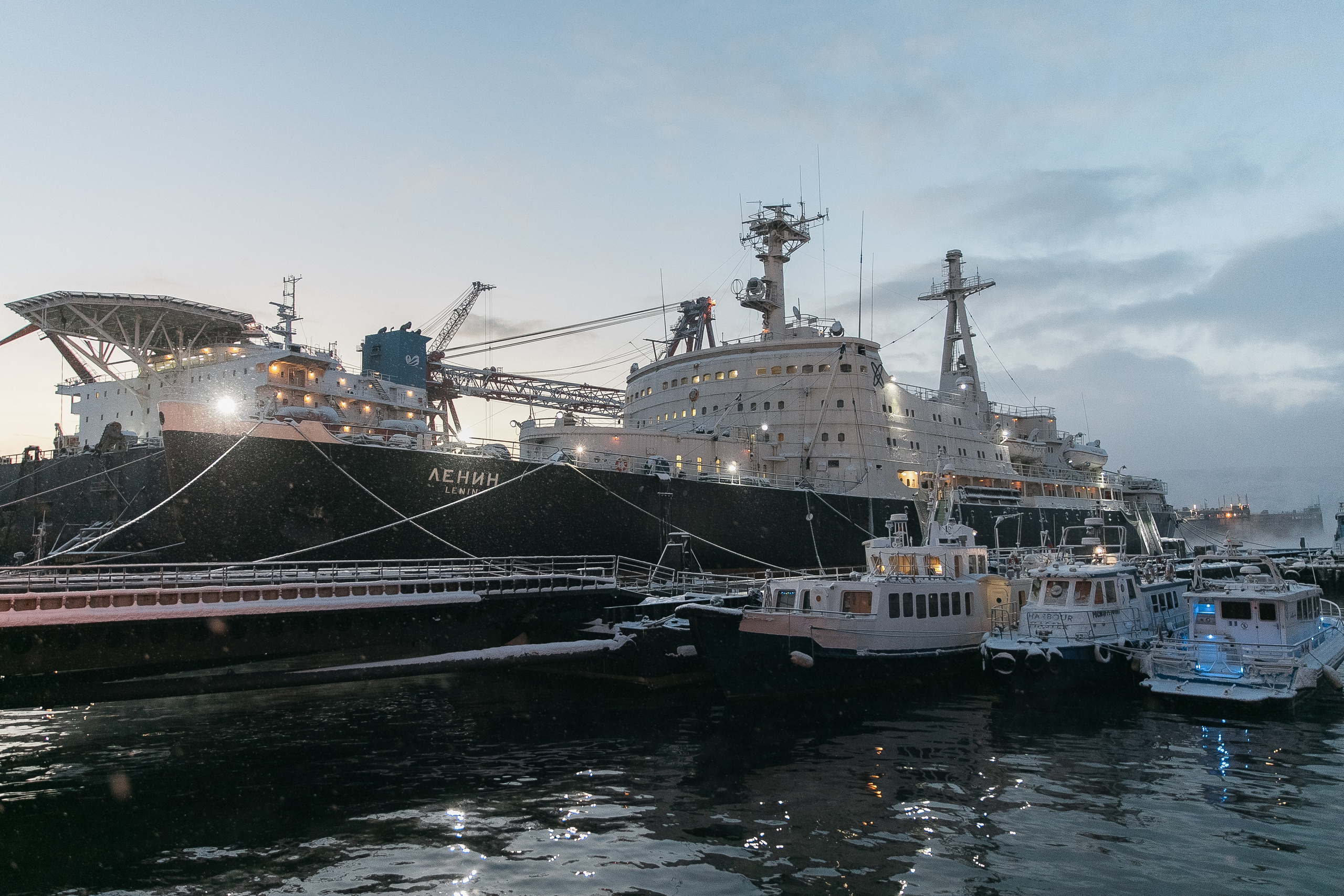 Планета. Фотограф FOTOBANKA