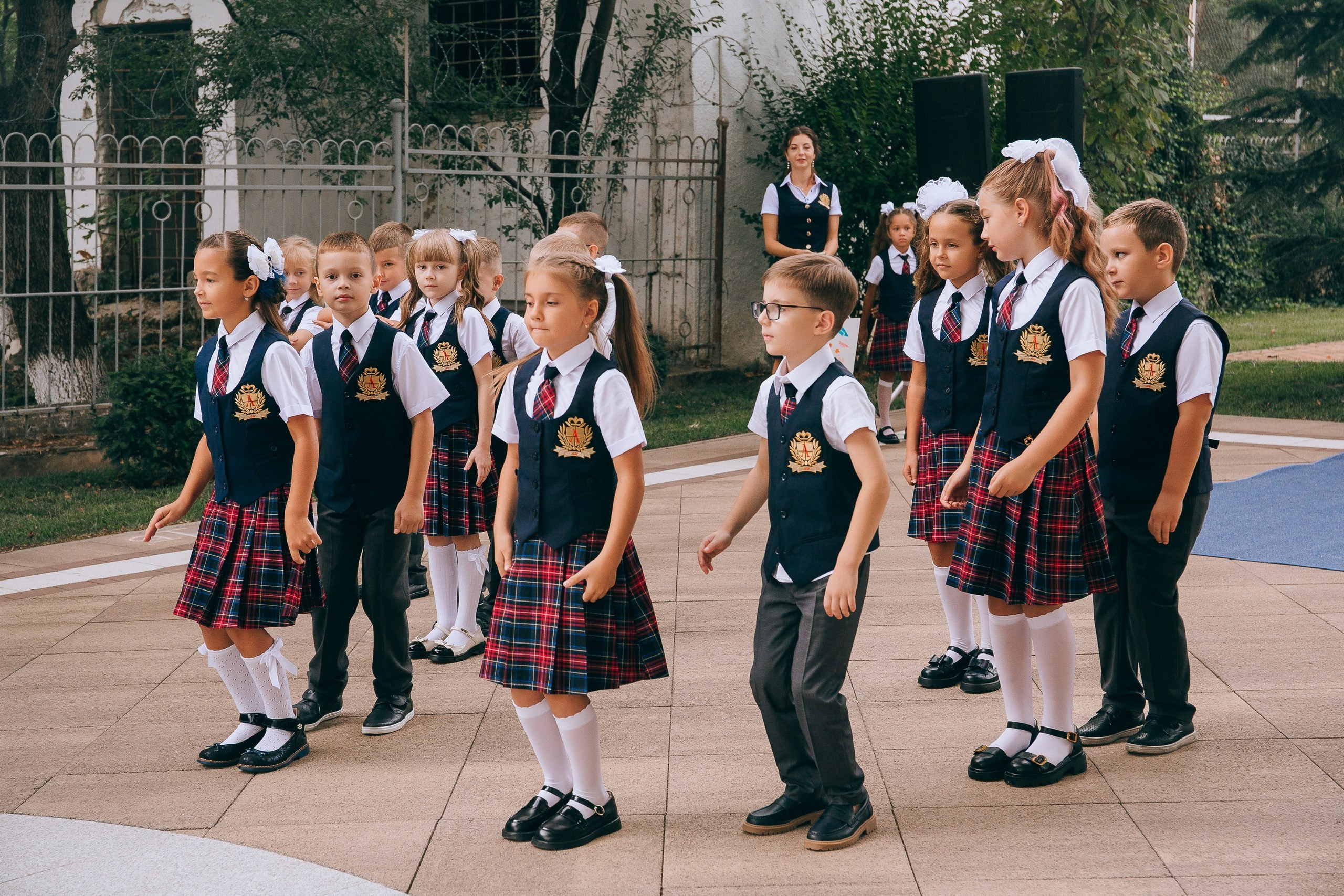 1 класс школа «Личность». Выпускные альбомы Натальи Бутко: Новороссийск, Анапа, Геленджик