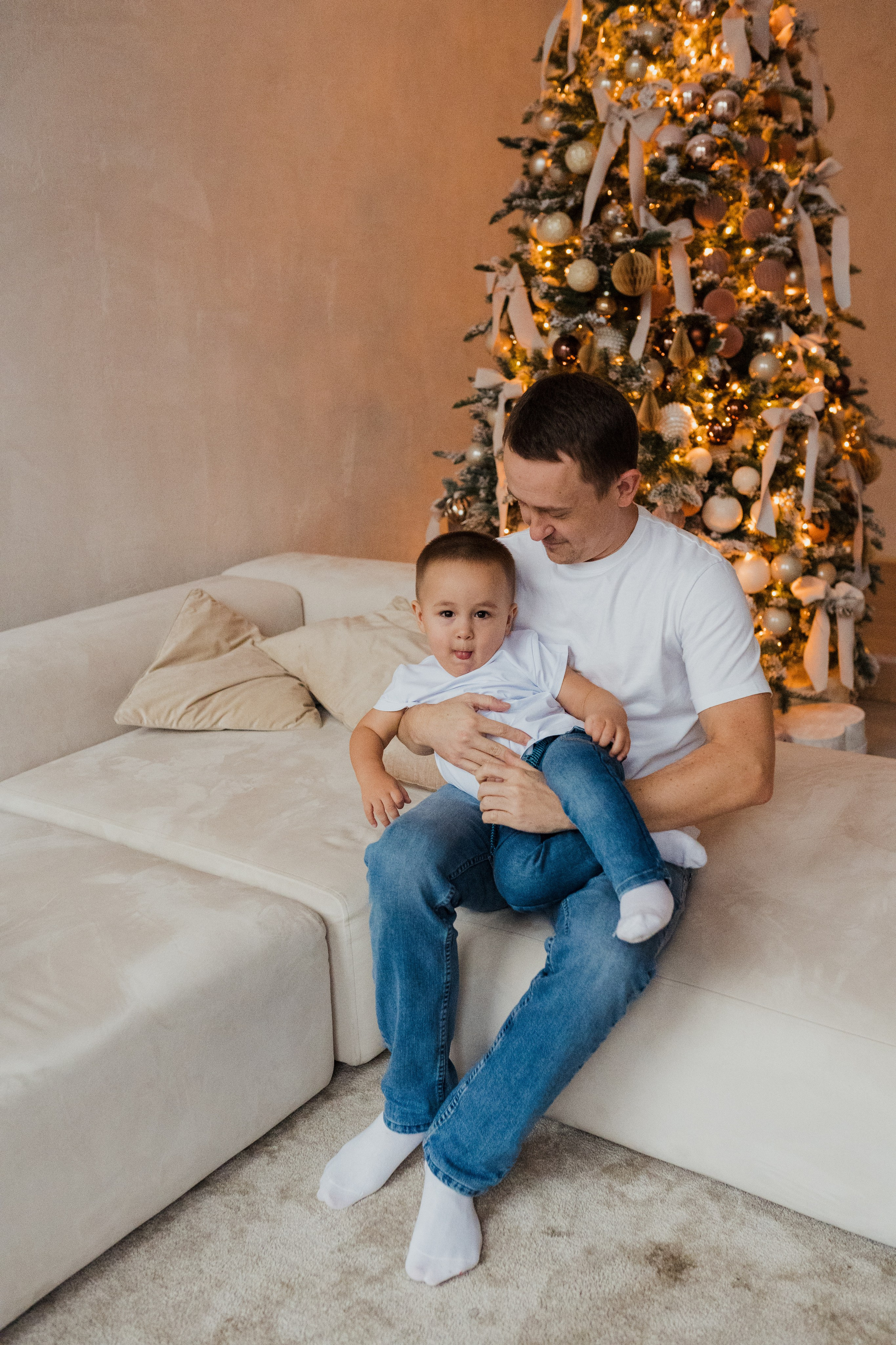 Семейная фотосессия в студии в Москве, семейный фотограф Анна Полушина. Свадебный фотограф в Москве Анна Полушина