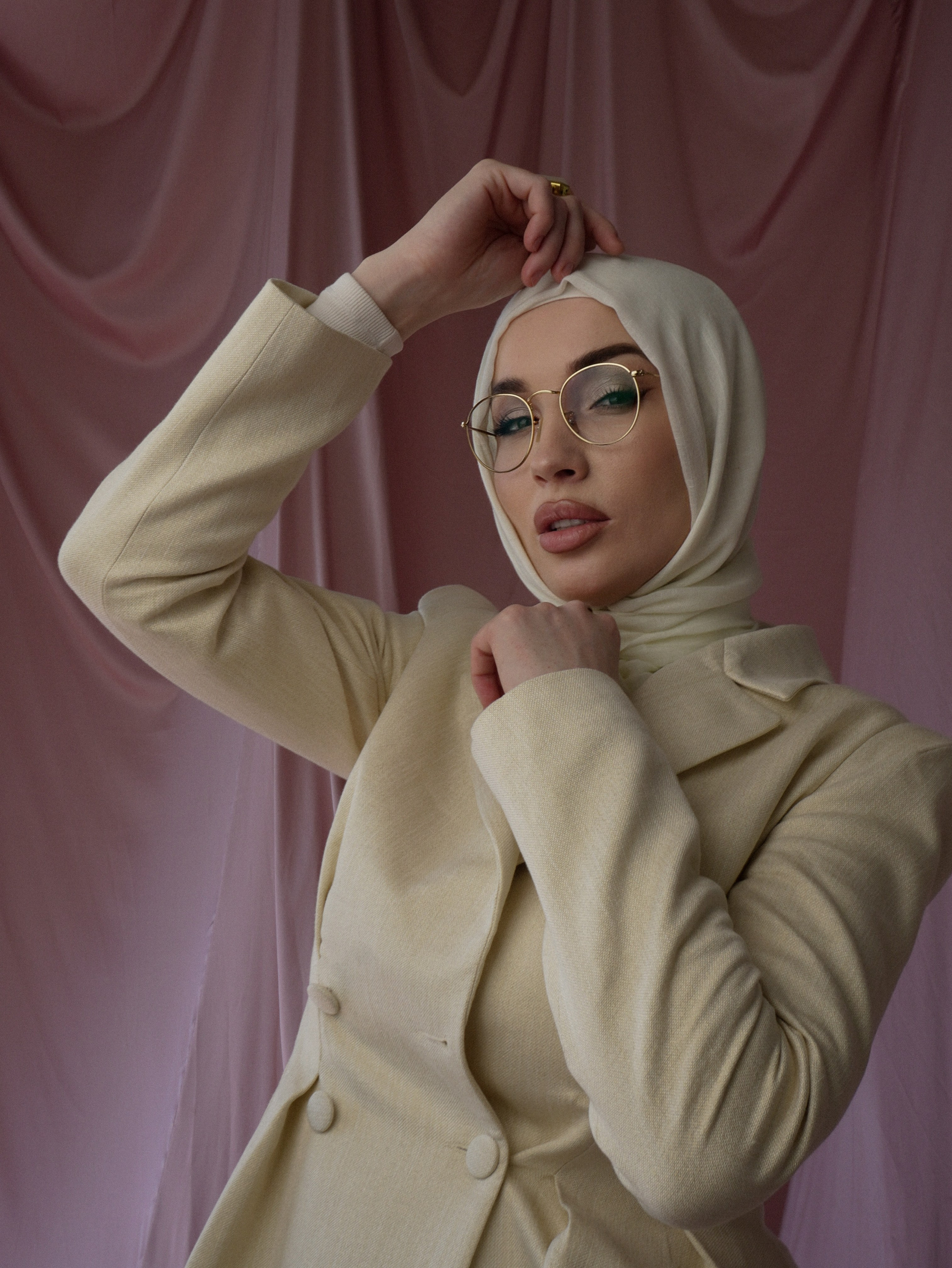 Студийная съемка. Контент фотограф в Ростове-на-Дону Яна Каушан