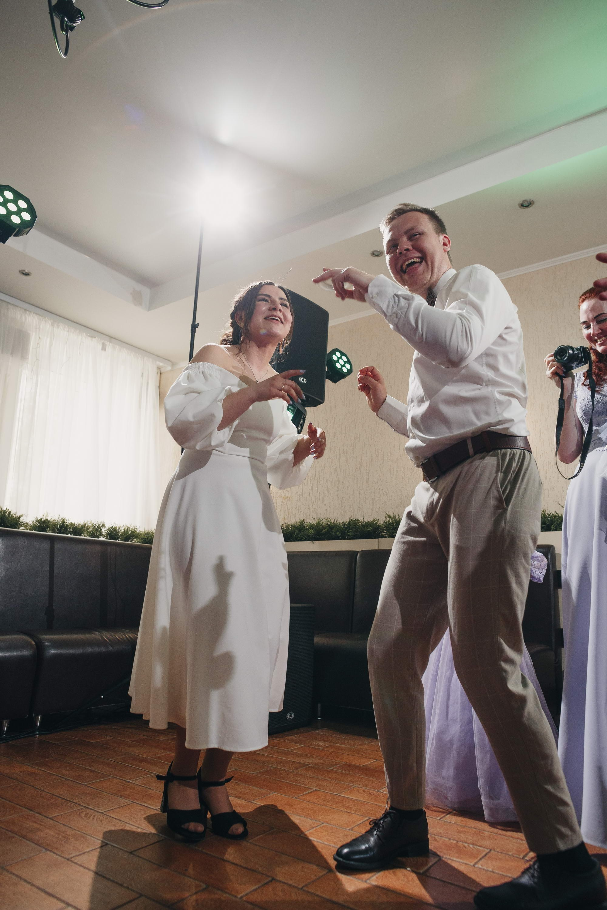 Свадьба в Лодейном Поле. Свадебный фотограф Игорь Брундасов 8PHOTO на свадьбу венчание загс СПб