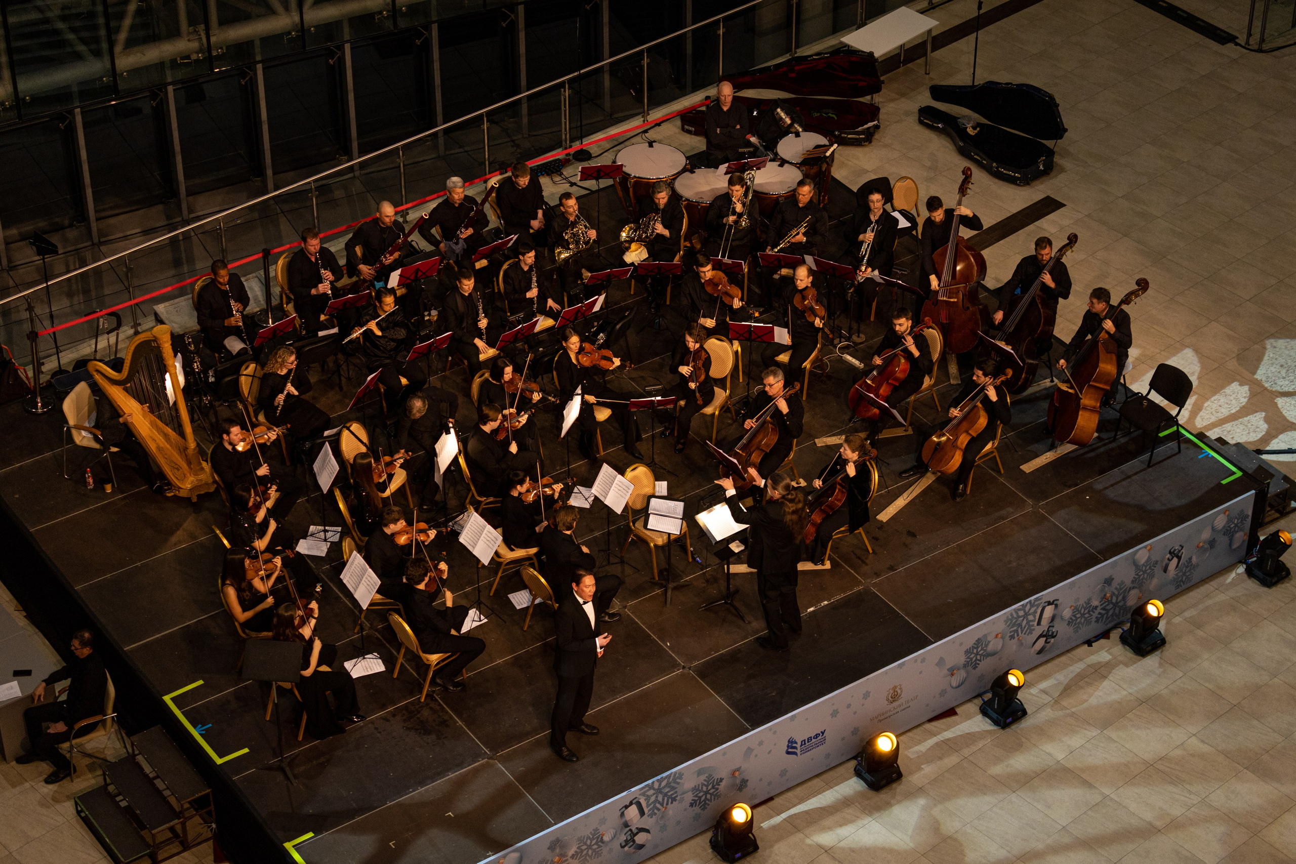 Оркестр приморской сцены Мариинского театра в ДВФУ. Олег Катакинов| Репортажный фотограф в городе у моря (Владивосток)