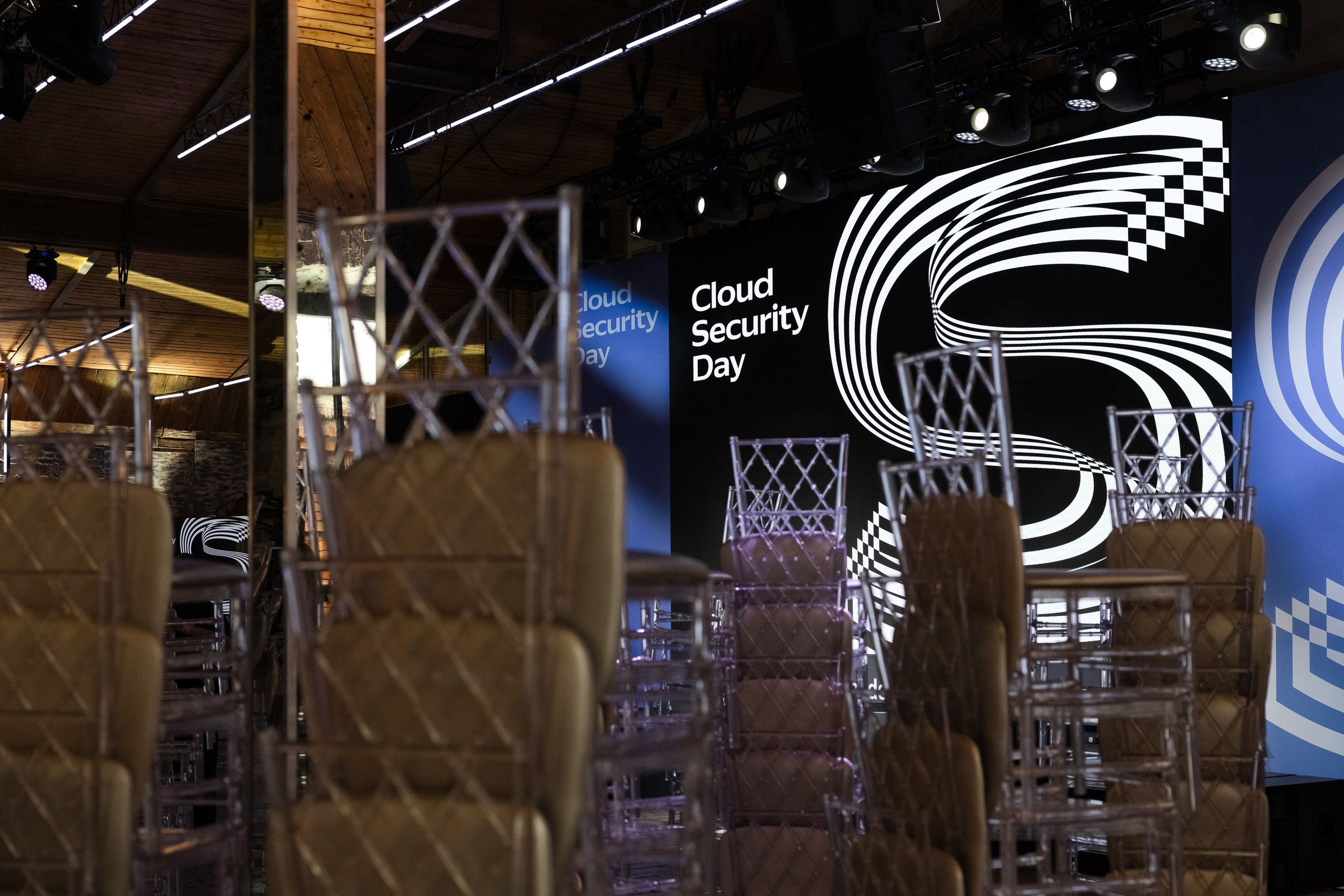 Cloud Security Day. Свадебный репортажный фотограф в Москве