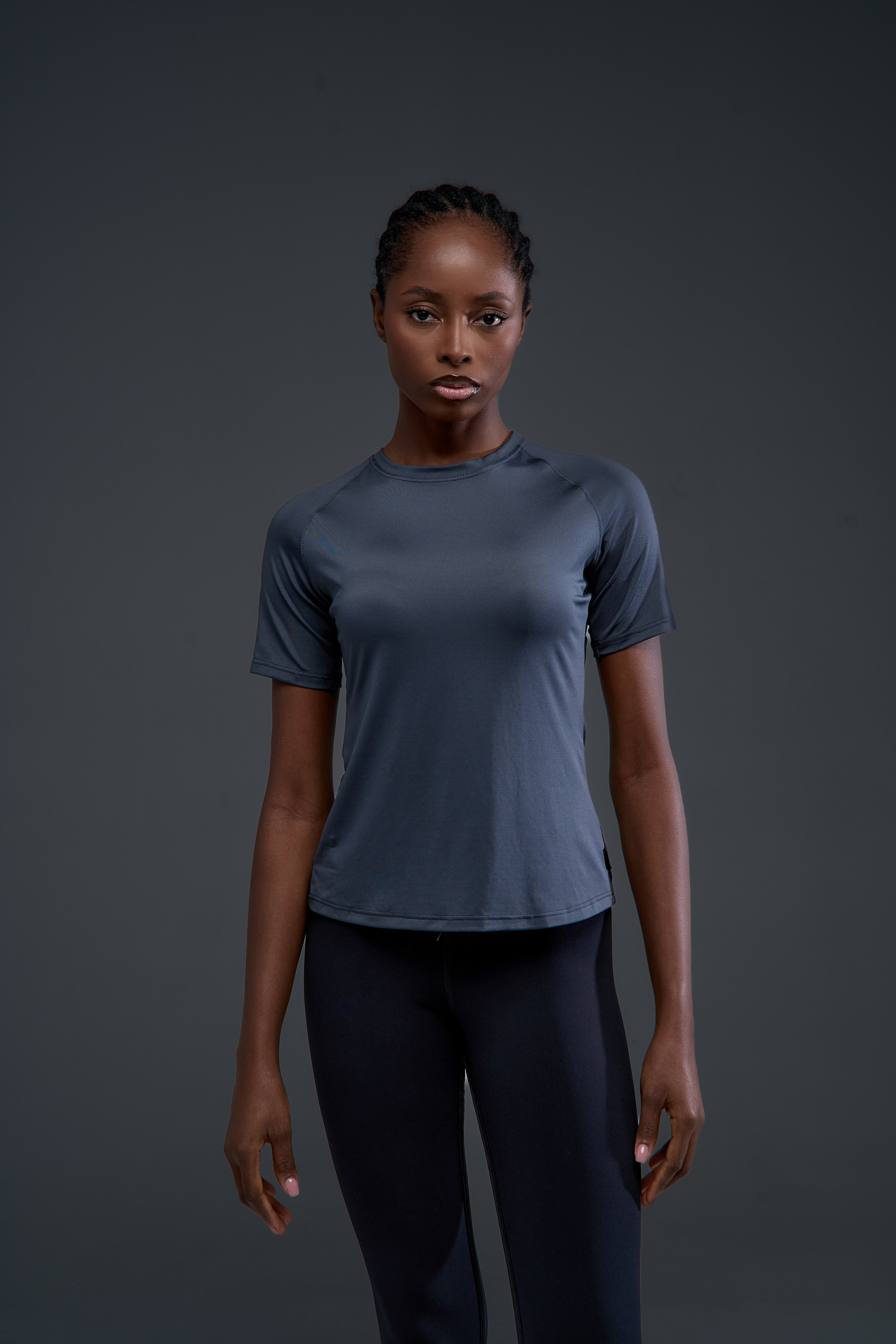 Спортивные футболки. Фотограф для маркетплейсов в Москве