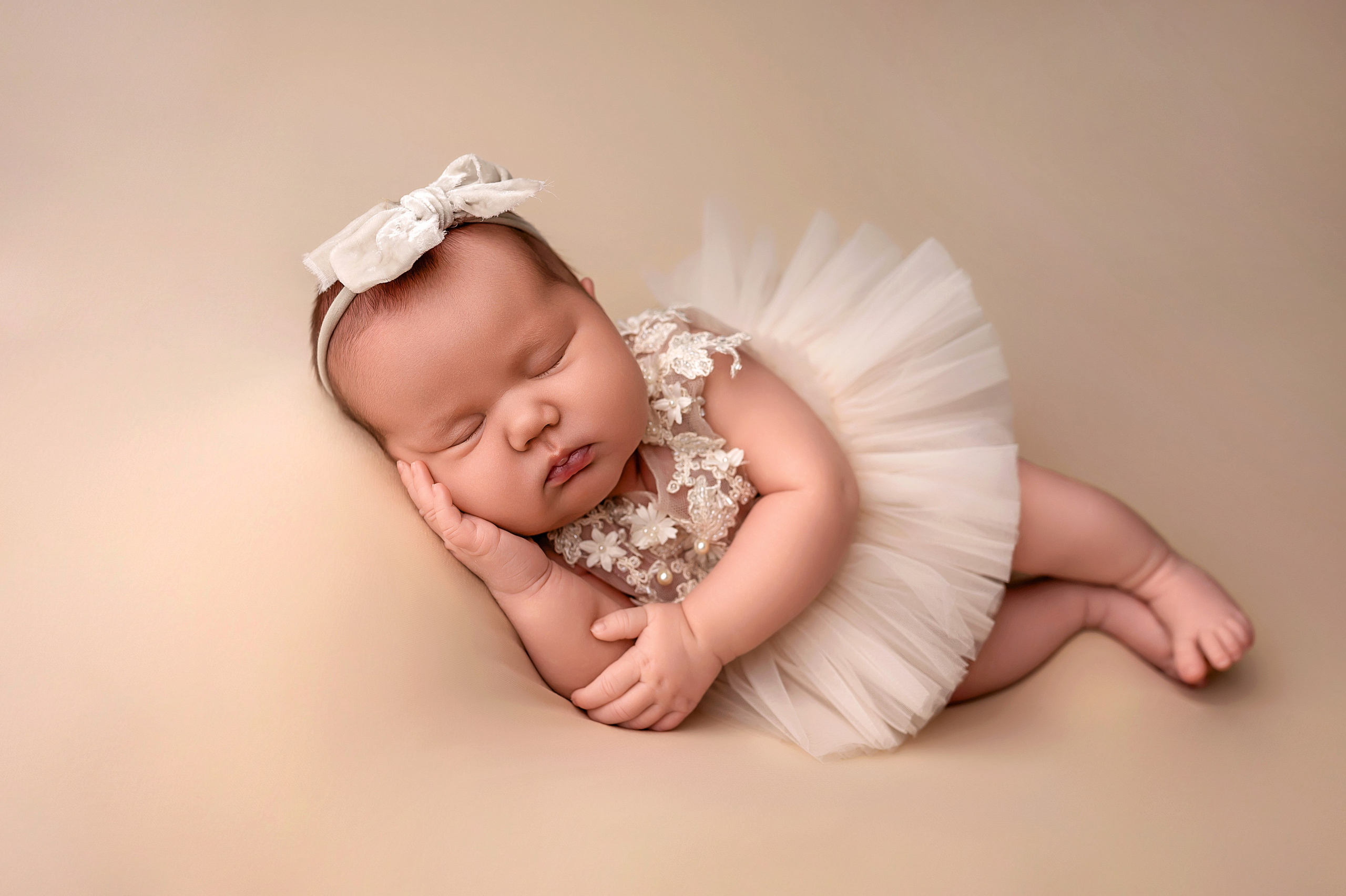 Новорождённые девочки. Детский фотограф новорождённых в Минске Боровик Екатерина