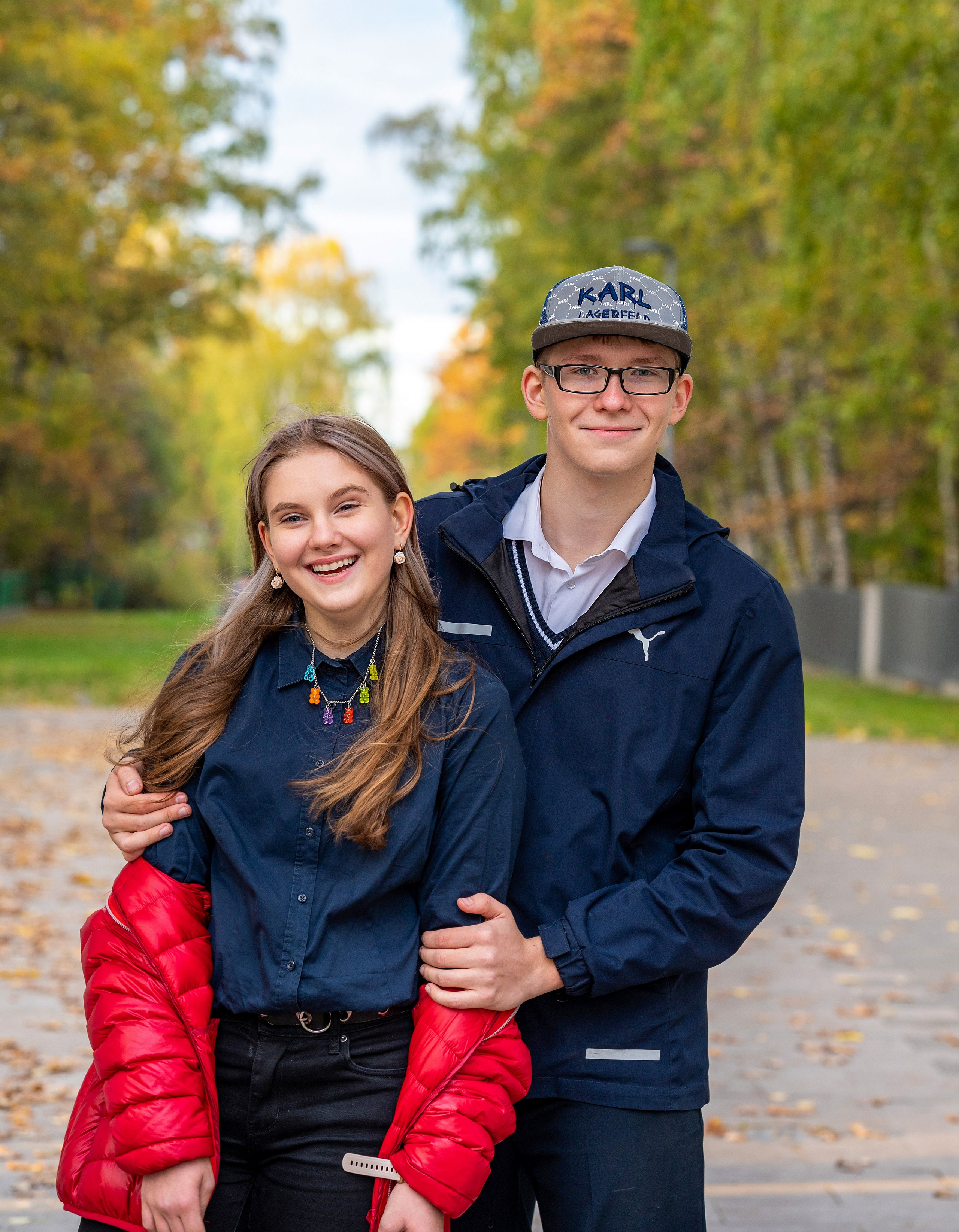Осенняя фотосессия в парке 9-А класс Школа 953. Детский и семейный фотограф г. Москва Оксана Катаджи