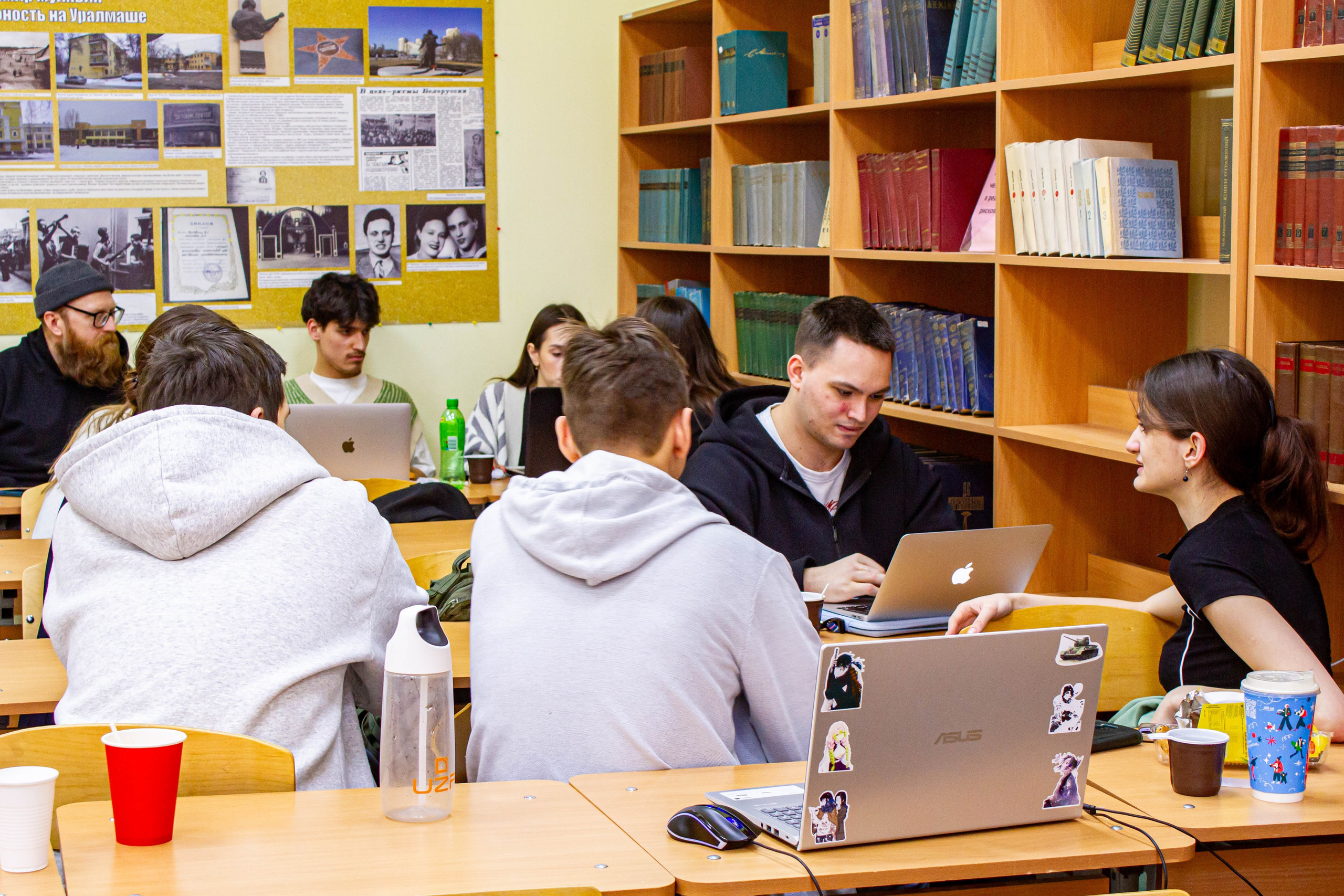 Маркетенговая мастерская в Екатеринбургской академии современного искусства 2025