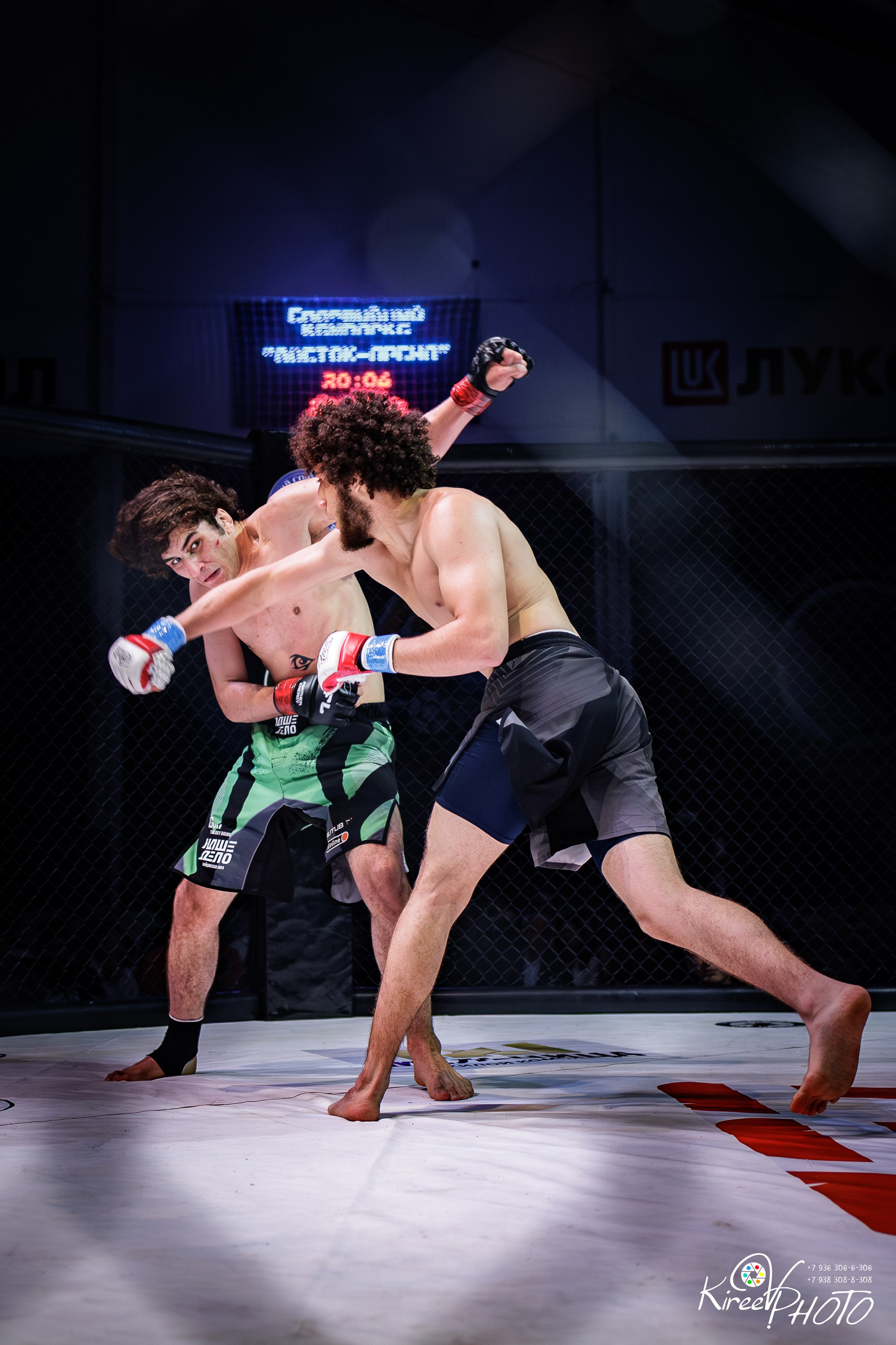 Спортивный Фотограф Ростов-на-Дону MMA Бой Вирабян Давид Джафаров Ринат