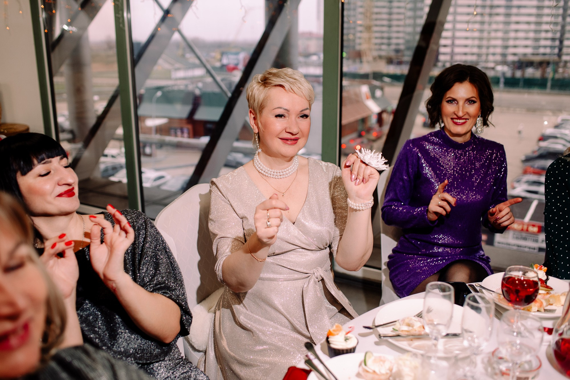 Новогодний завтрак в платьях. Семейный и свадебный фотограф в Рязани Лиза Голованова