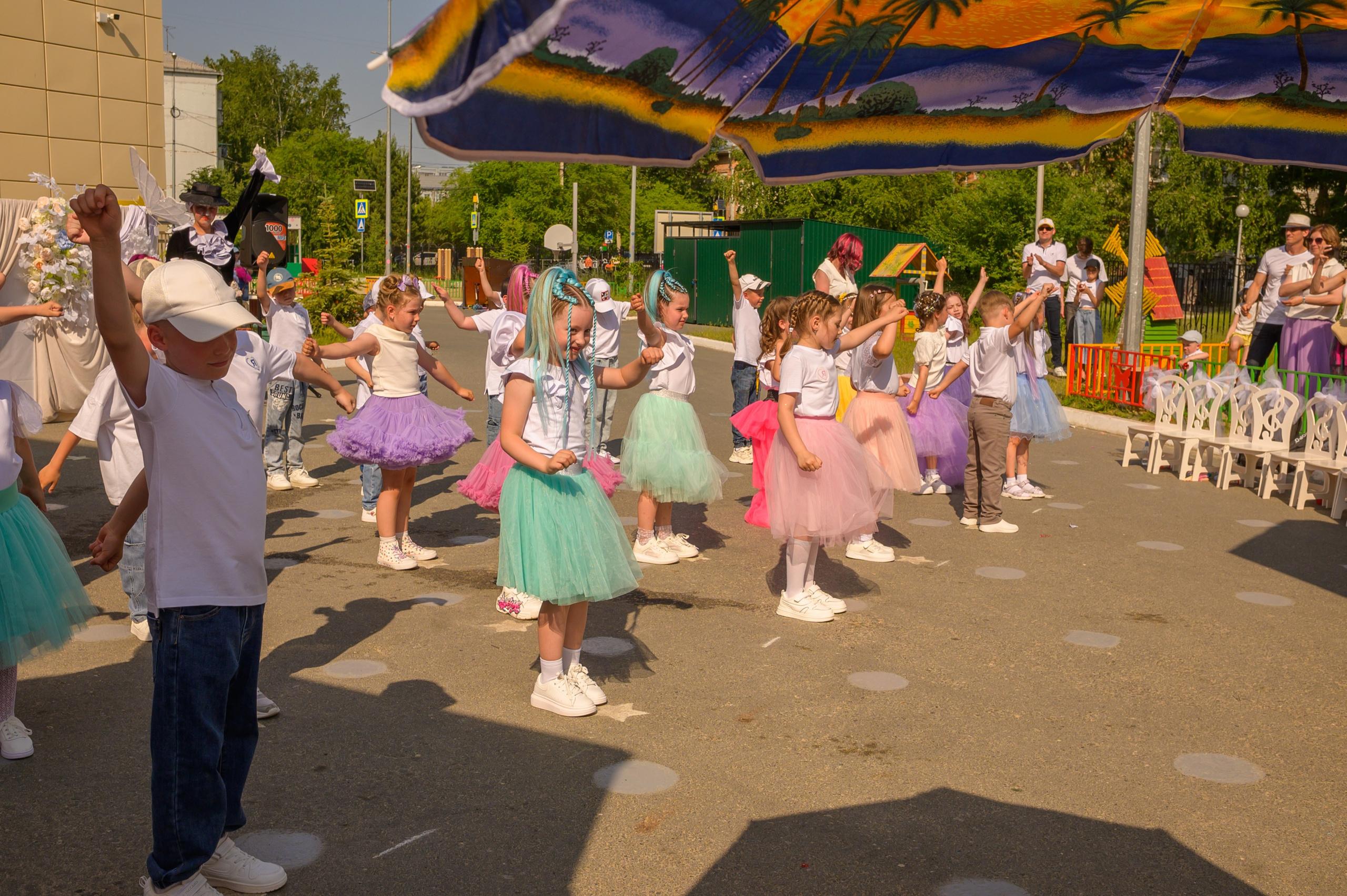 Репортаж выпускного группа «Фантазёры» 3 садик. Фотограф новорожденных, семейный детский в Тюмени Татьяна Морозова