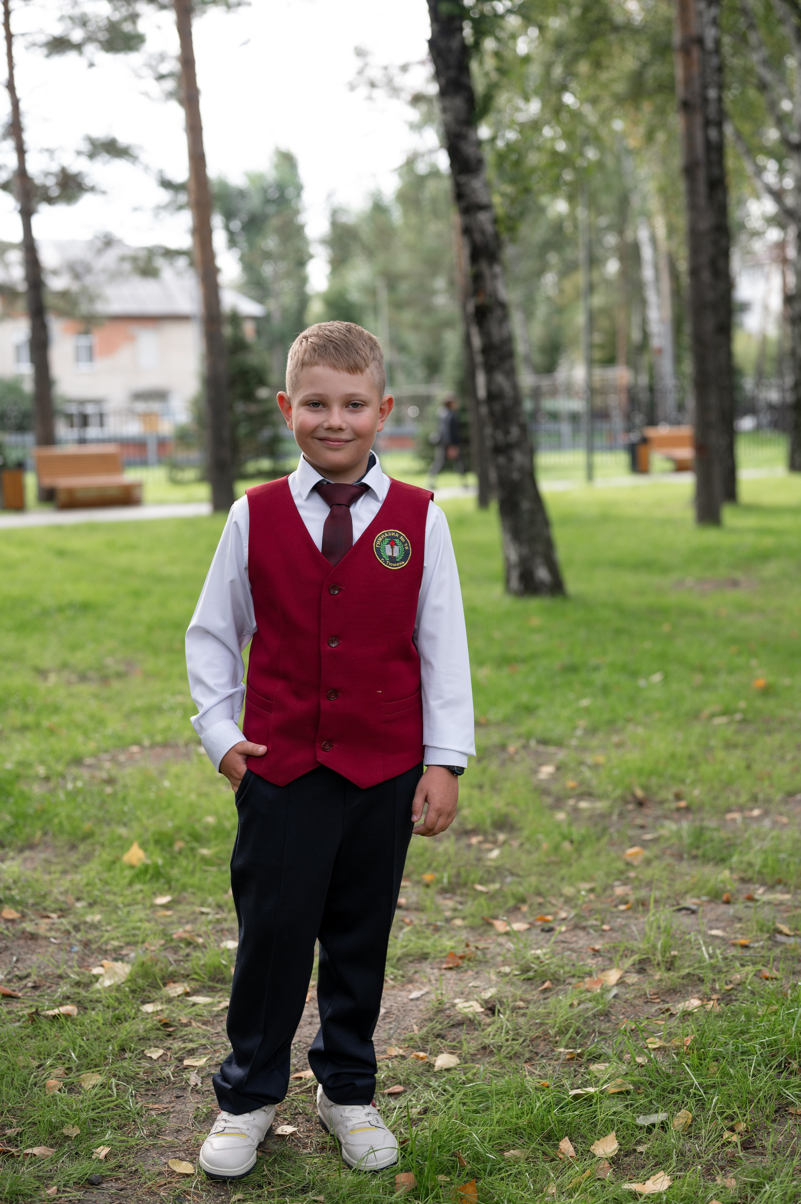 1 сентября 16 гимназия 2 класс (линейка + в классе+ на улице). Фотограф новорожденных, семейный детский в Тюмени Татьяна Морозова