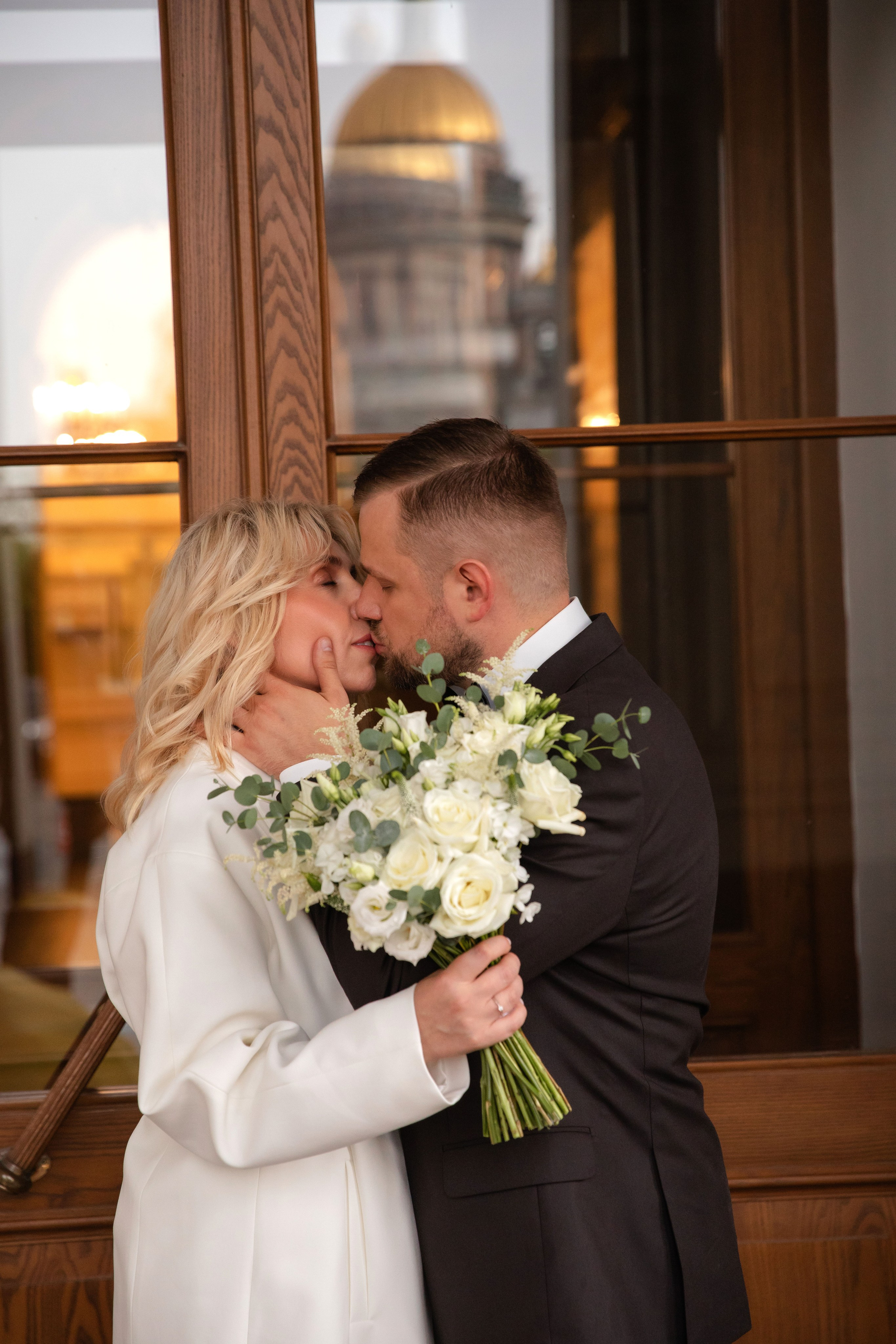 V&V. Свадебный и семейный фотограф в Санкт- Петербурге Гугучкина Полина