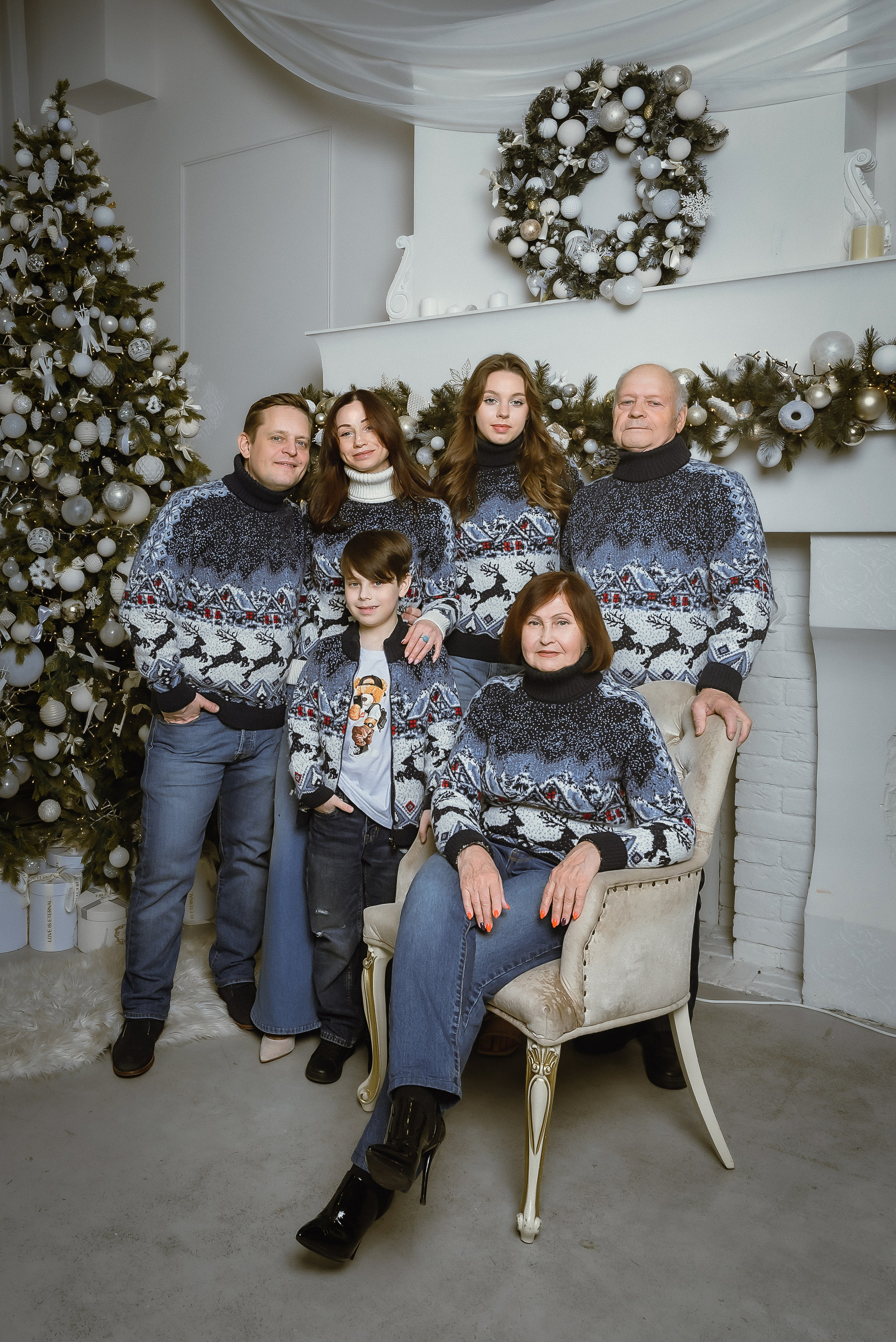 Семейная — 3 поколения. КОНТЕНТ | БРЕНД фотограф Санкт-Петербург — Жанна Олтаржевская