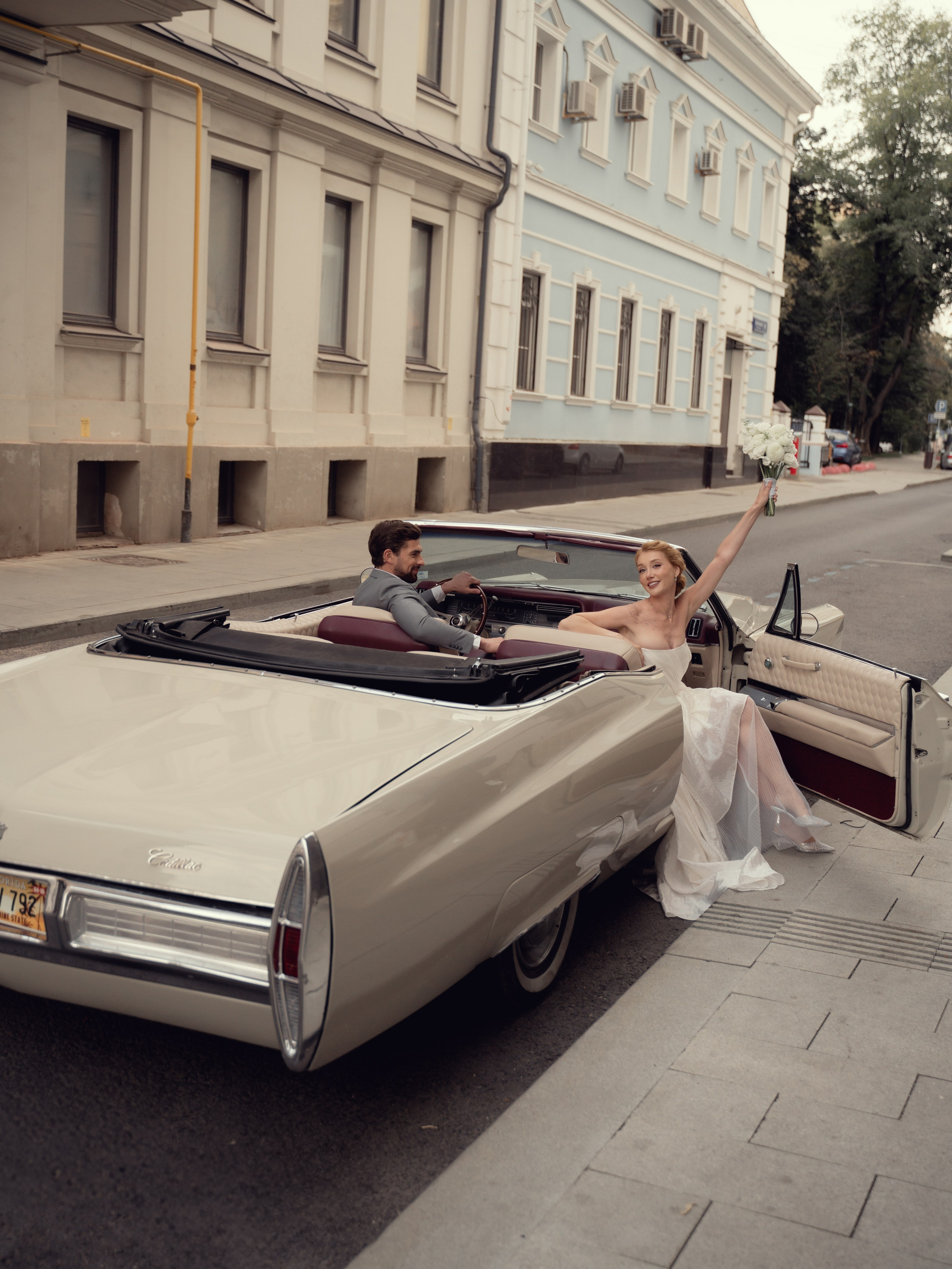 Свадьба с кабриолетом. Фотограф Ямбикова Ксения в Москве