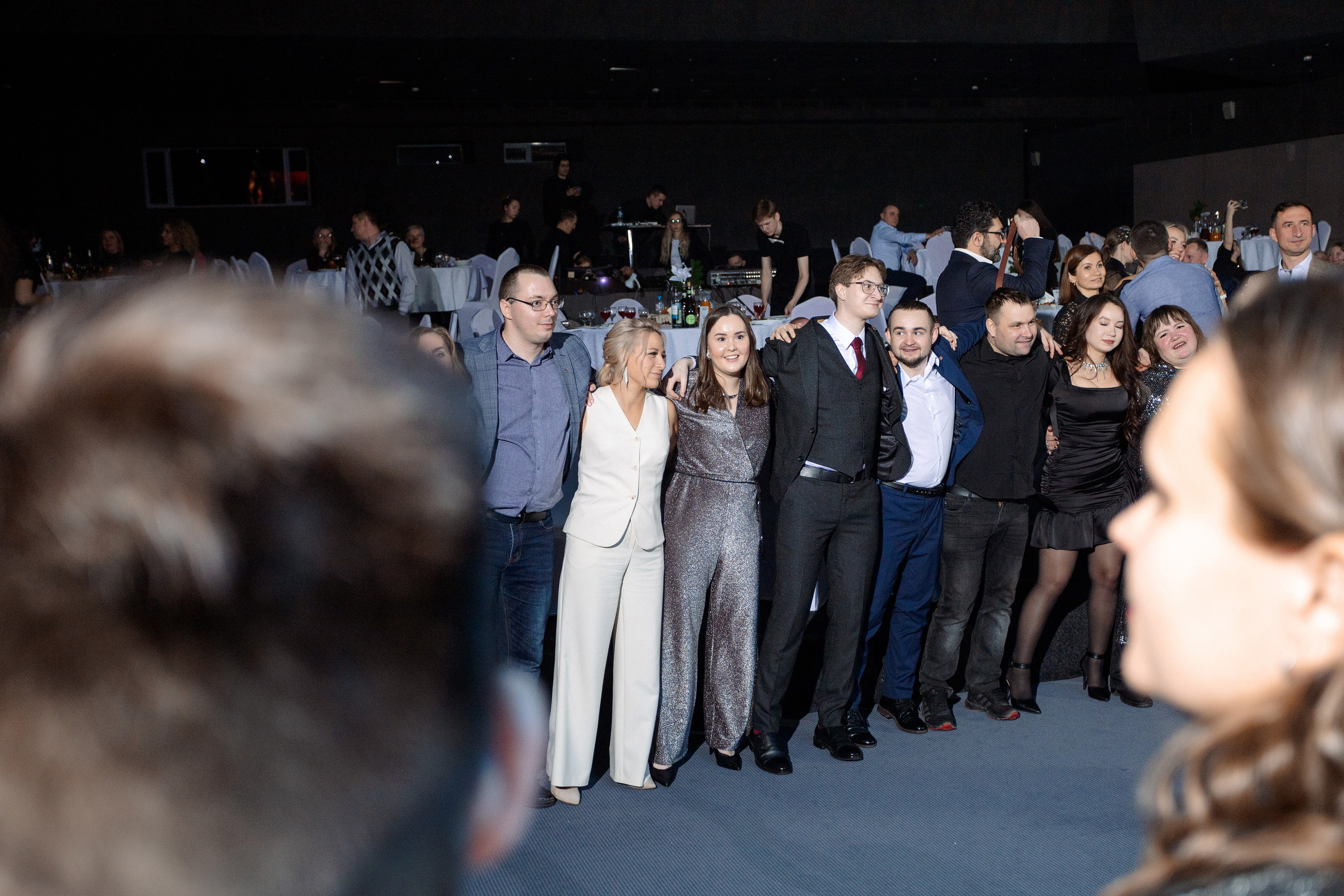 РЕПОРТАЖ: НОВЫЙ ГОД В ДК МЕТАЛЛУРГ. Профессиональный фотограф в Ижевске Леша Петров