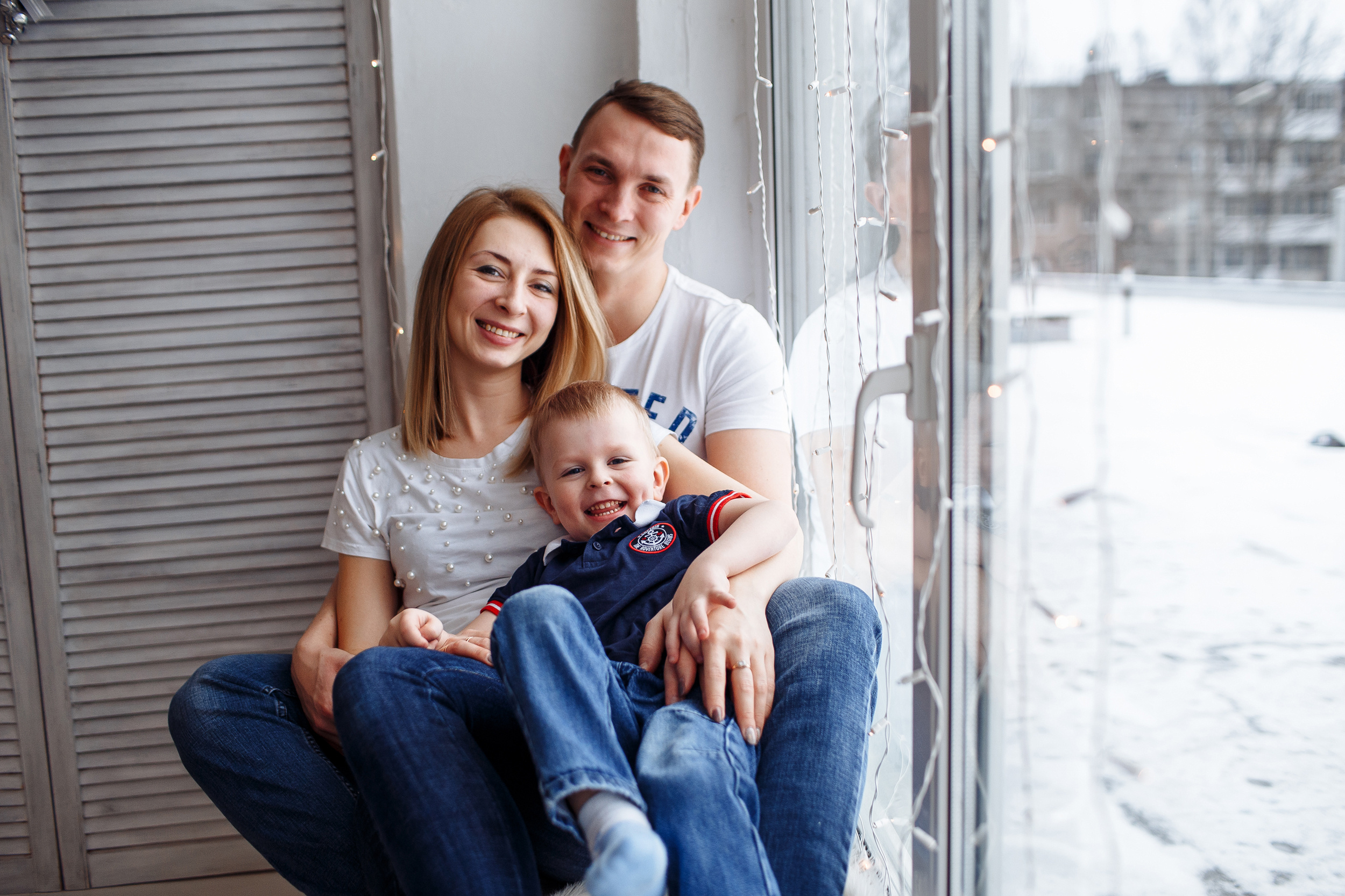 Непоседа Дима и его родители. Свадебный и семейный фотограф в Твери, Москве, Санкт-Петербурге