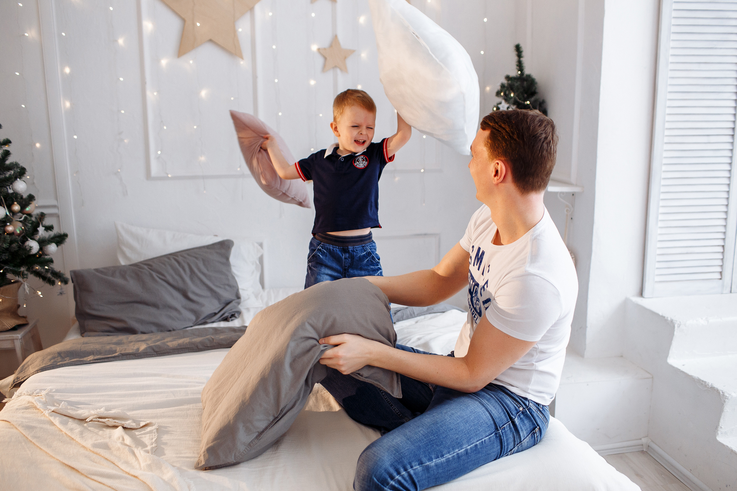 Непоседа Дима и его родители. Свадебный и семейный фотограф в Твери, Москве, Санкт-Петербурге