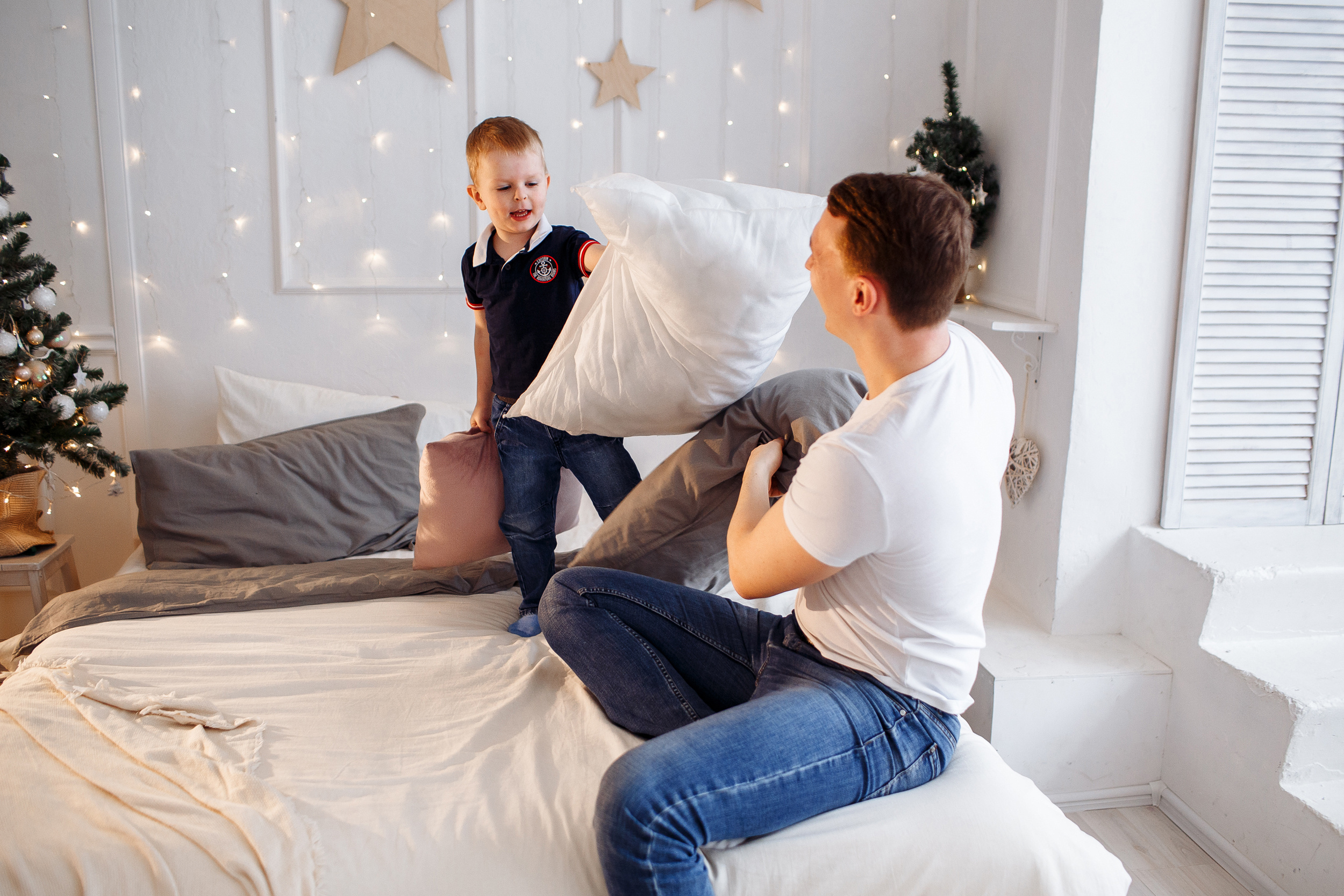 Непоседа Дима и его родители. Свадебный и семейный фотограф в Твери, Москве, Санкт-Петербурге