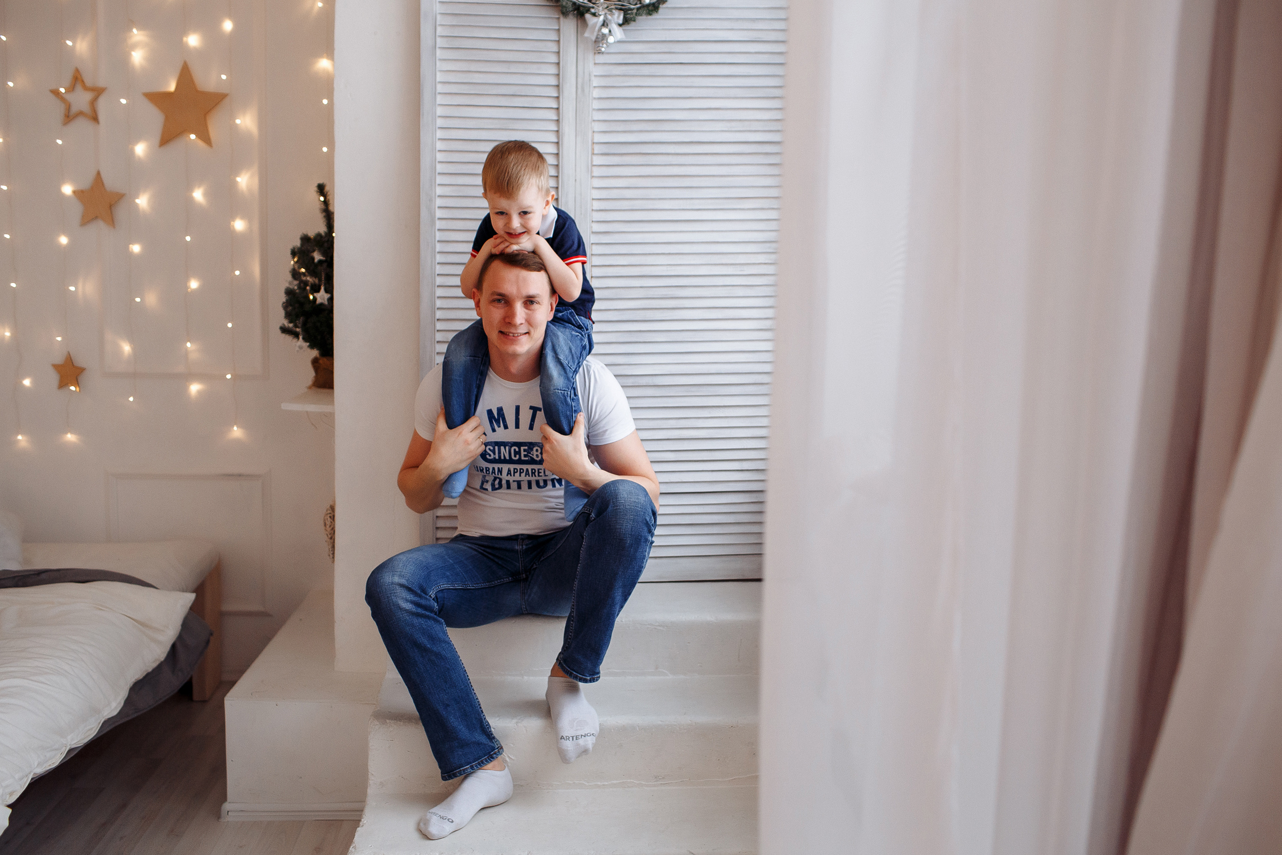 Непоседа Дима и его родители. Свадебный и семейный фотограф в Твери, Москве, Санкт-Петербурге