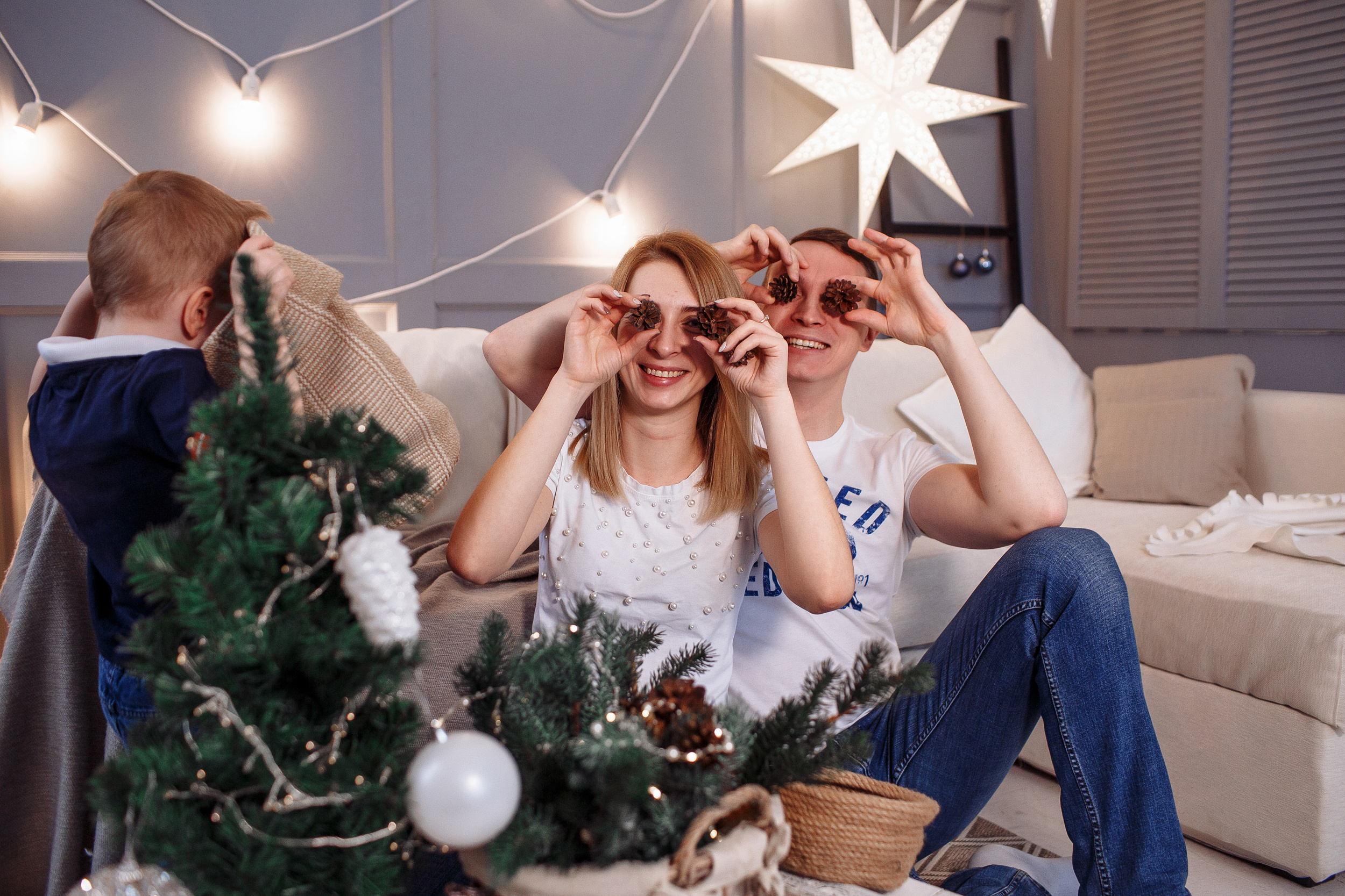 Непоседа Дима и его родители. Свадебный и семейный фотограф в Твери, Москве, Санкт-Петербурге