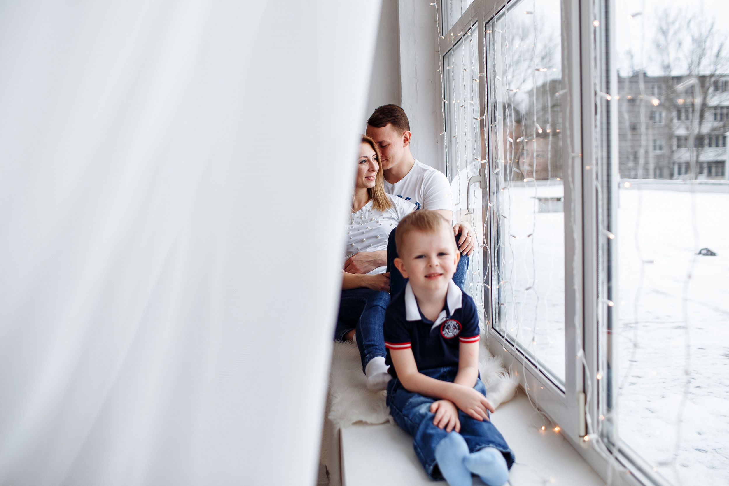 Непоседа Дима и его родители. Свадебный и семейный фотограф в Твери, Москве, Санкт-Петербурге