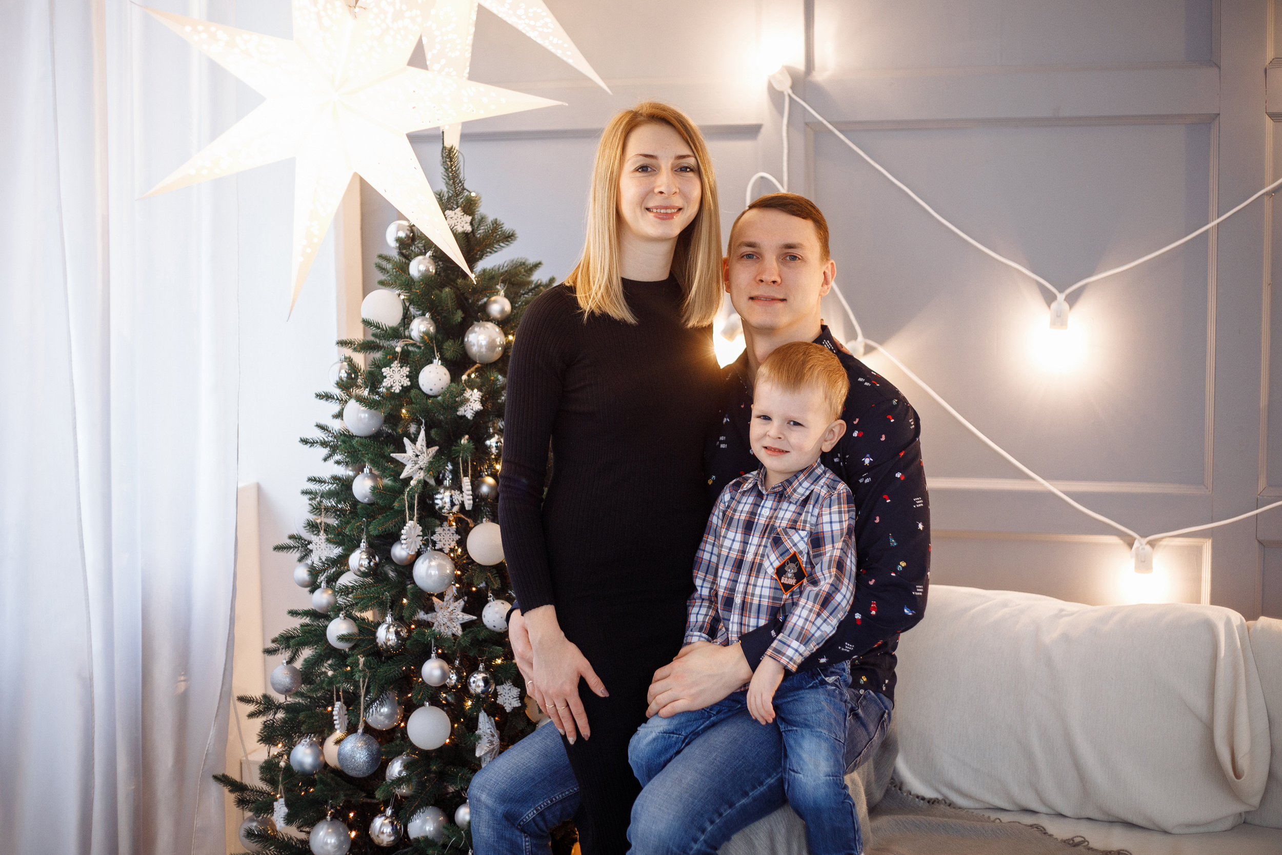 Непоседа Дима и его родители. Свадебный и семейный фотограф в Твери, Москве, Санкт-Петербурге