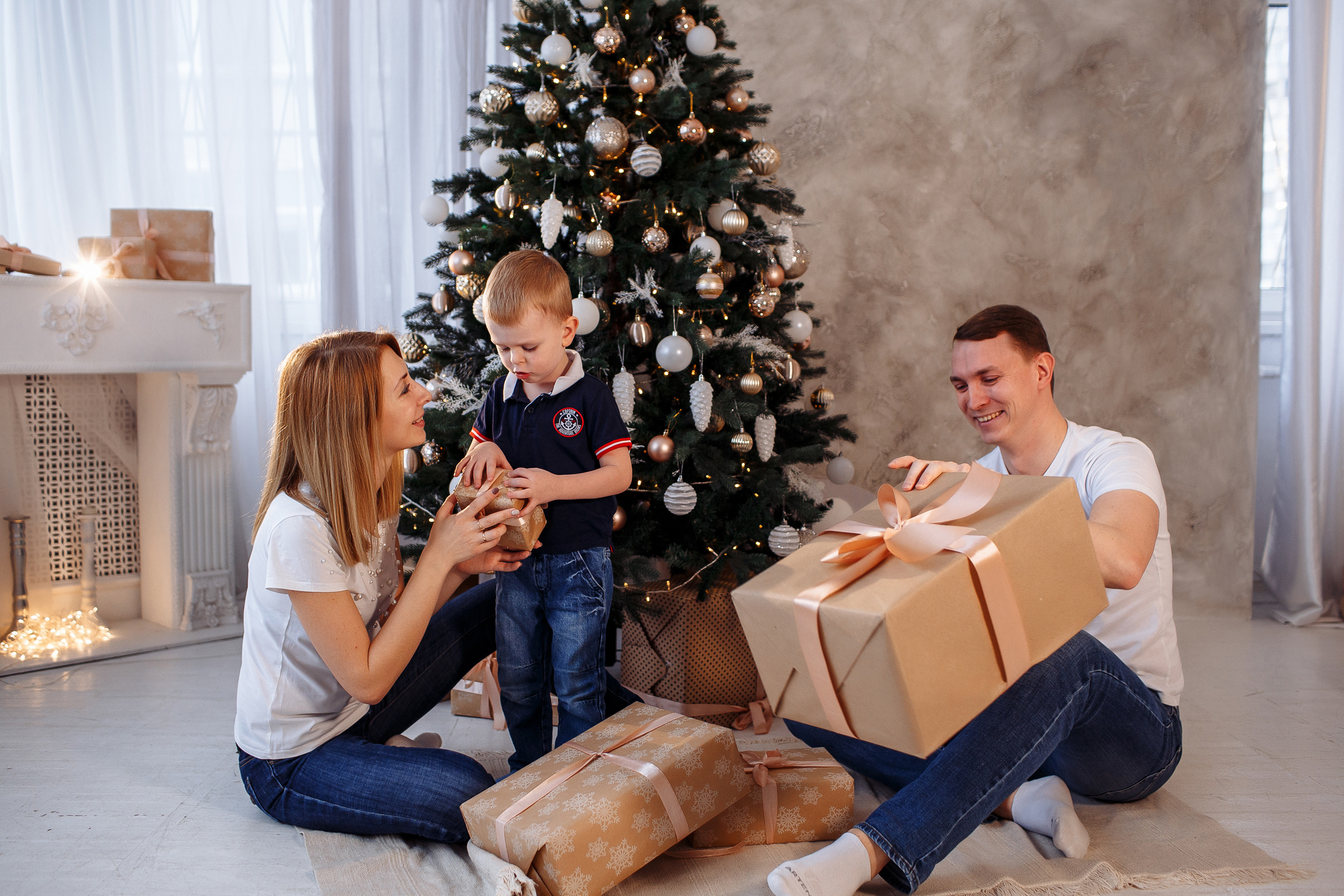 Непоседа Дима и его родители. Свадебный и семейный фотограф в Твери, Москве, Санкт-Петербурге