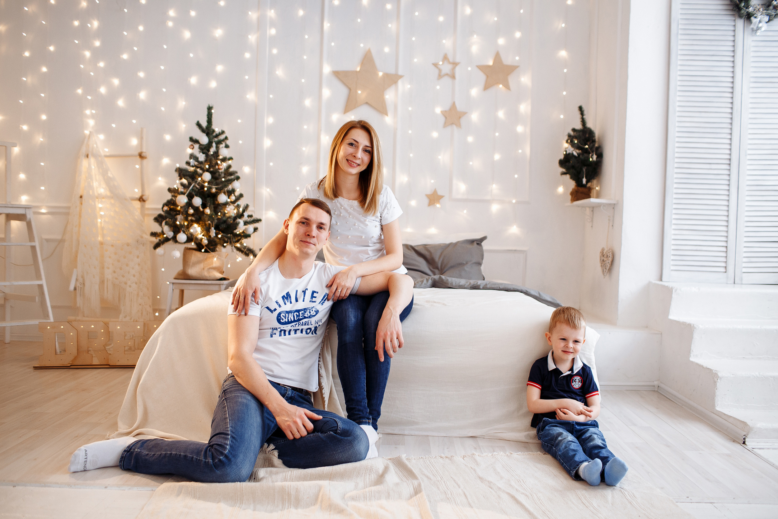 Непоседа Дима и его родители. Свадебный и семейный фотограф в Твери, Москве, Санкт-Петербурге