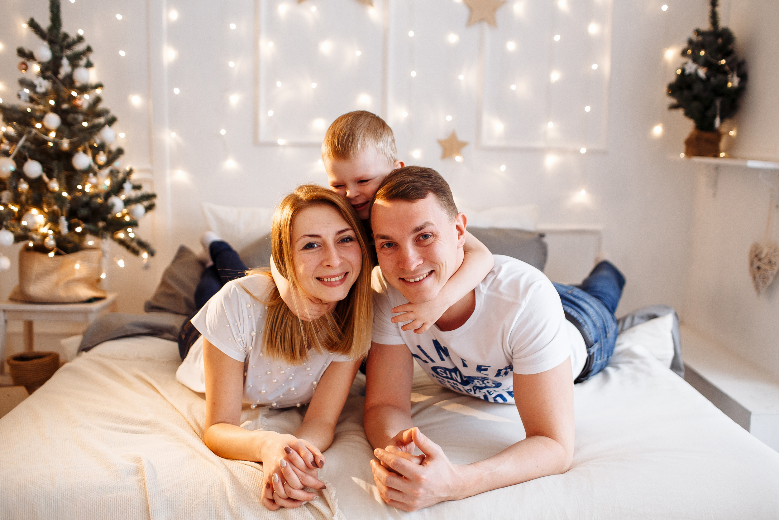 Непоседа Дима и его родители. Свадебный и семейный фотограф в Твери, Москве, Санкт-Петербурге