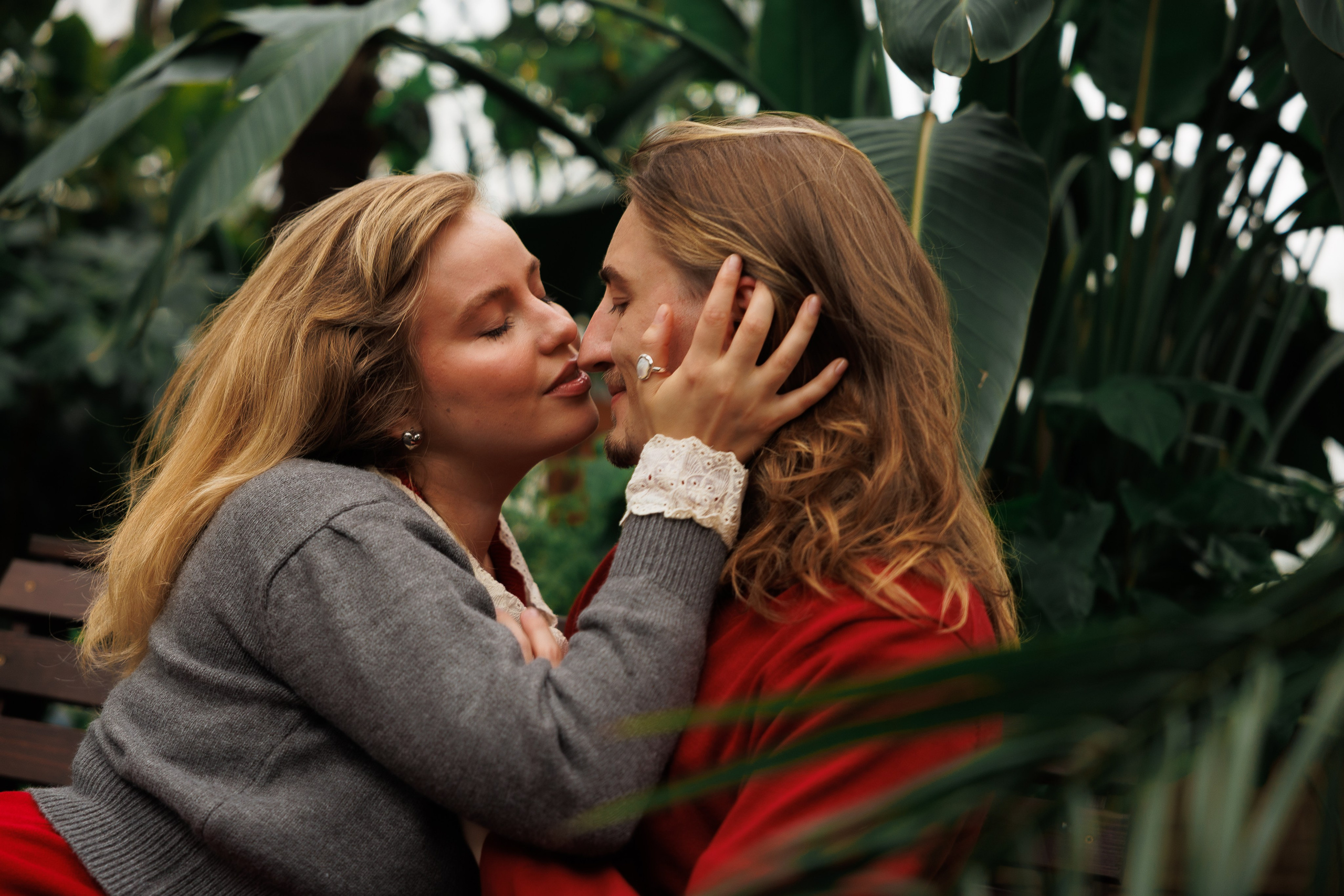 Предложение в оранжерее. Свадебный и семейный фотограф в Москве Красинская Мария