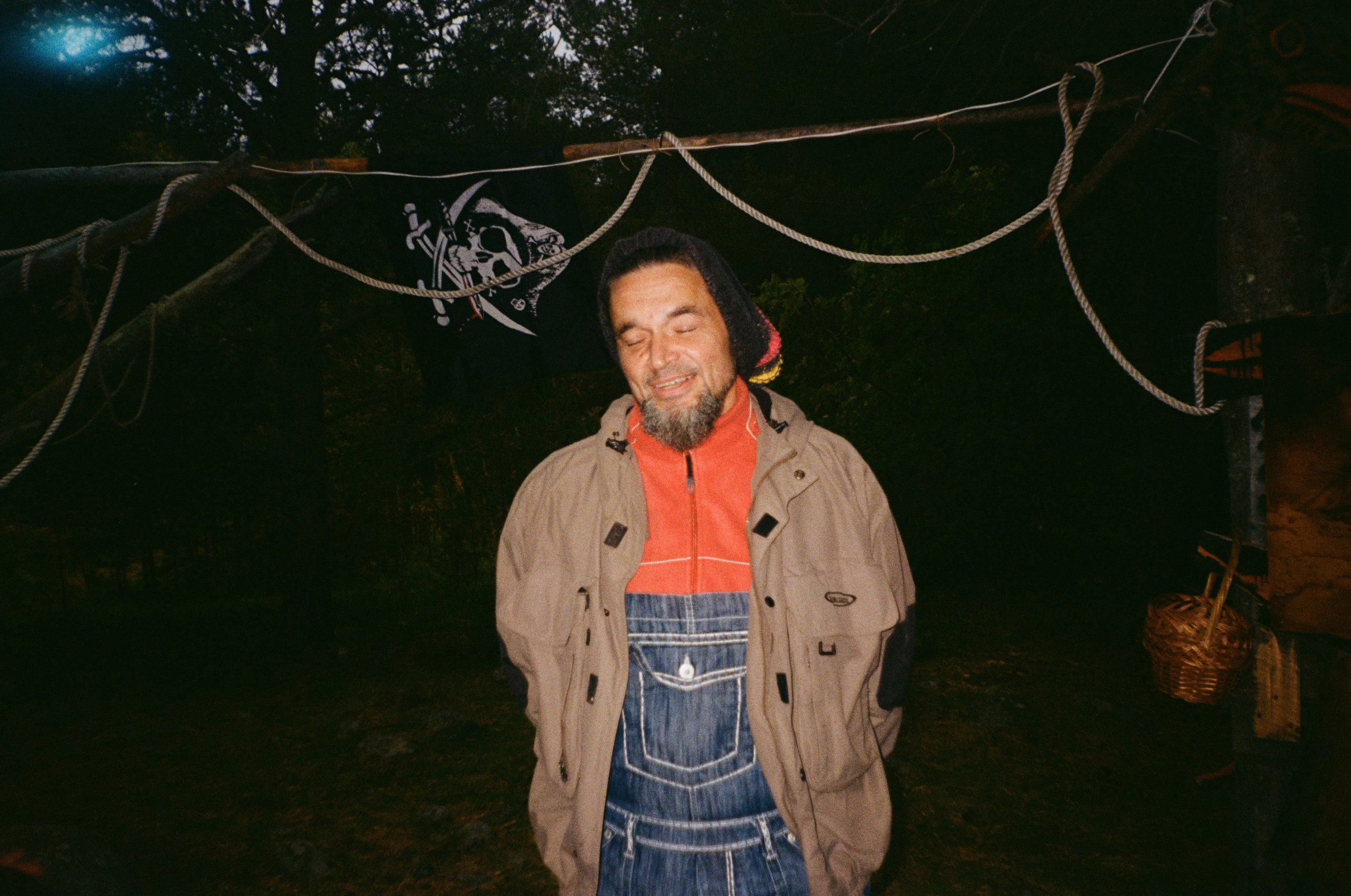 Плёнка. Человек в Шляпе