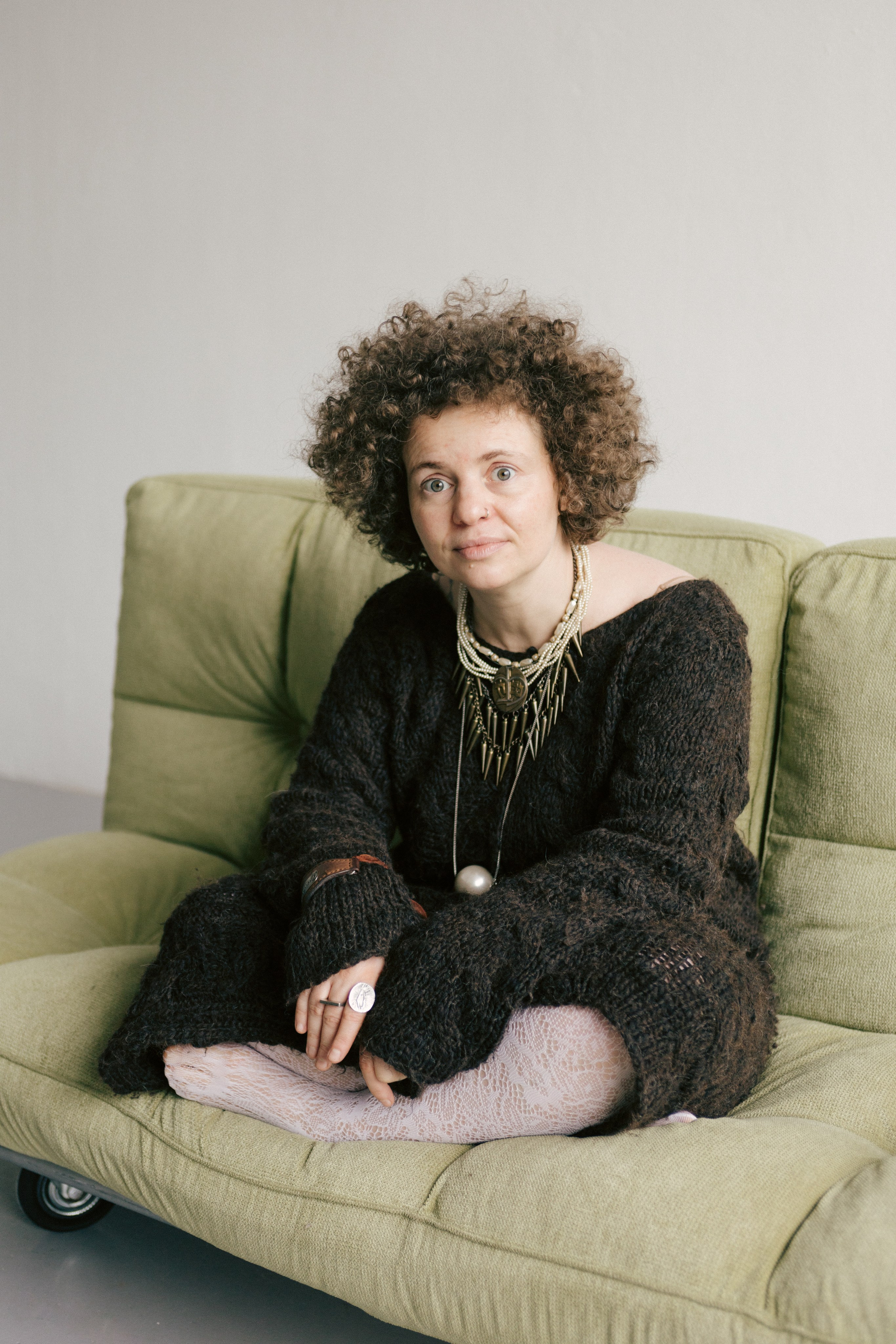 Белла. Студия