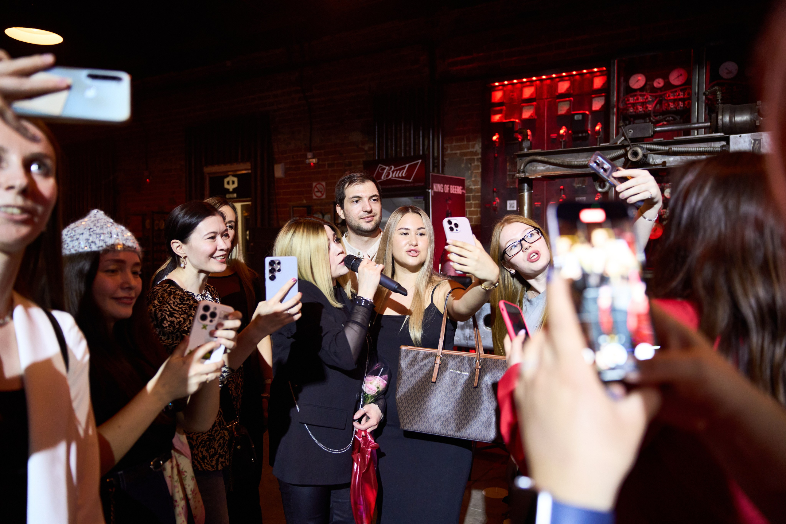 VELVET. Photographer in Yekaterinburg, Sochi, Istanbul, Tbilisi-Bshari Zaana