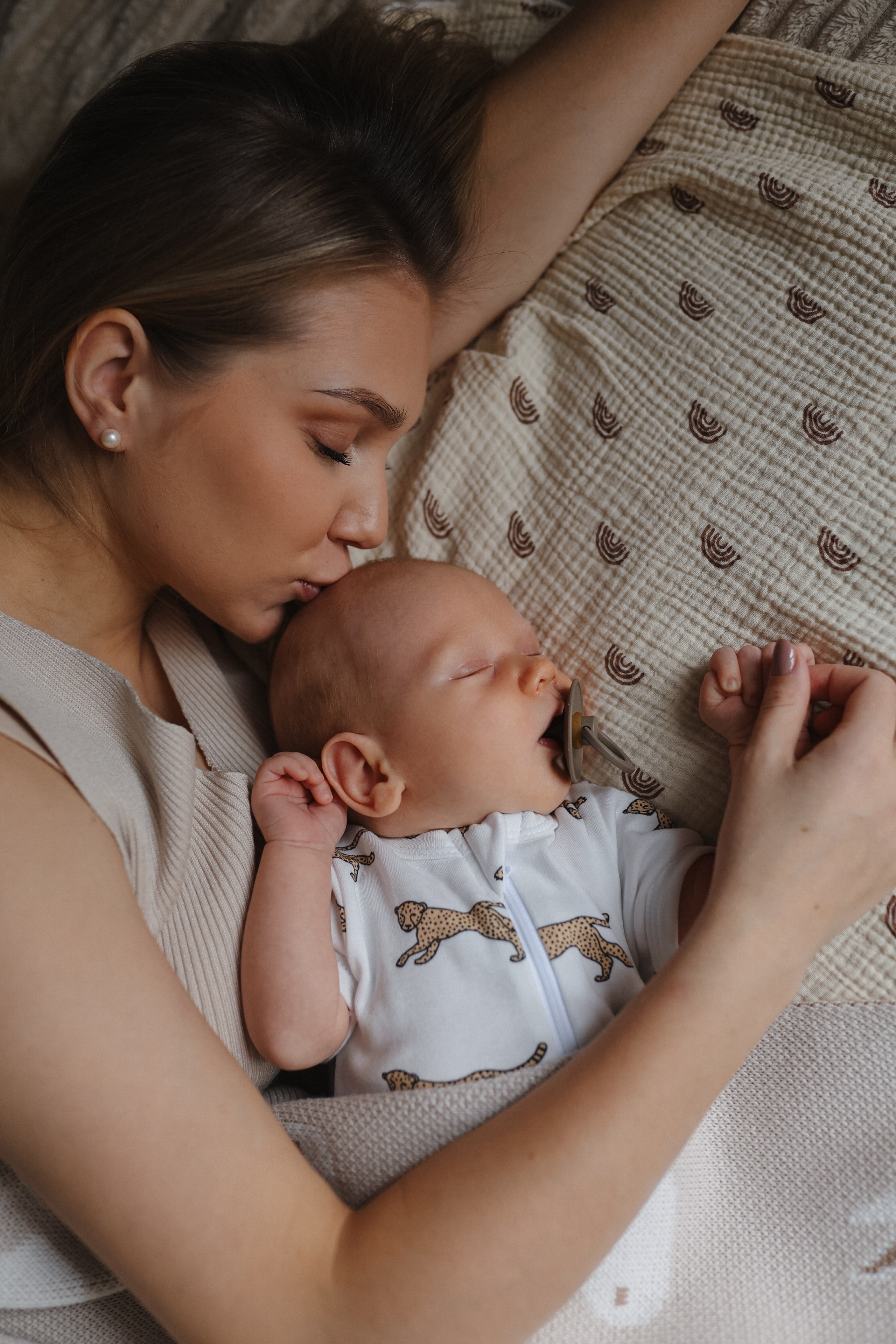Лев🤎. Фотограф на роды в Санкт-Петербурге, семейный, нью-борн Алиса Хрекова