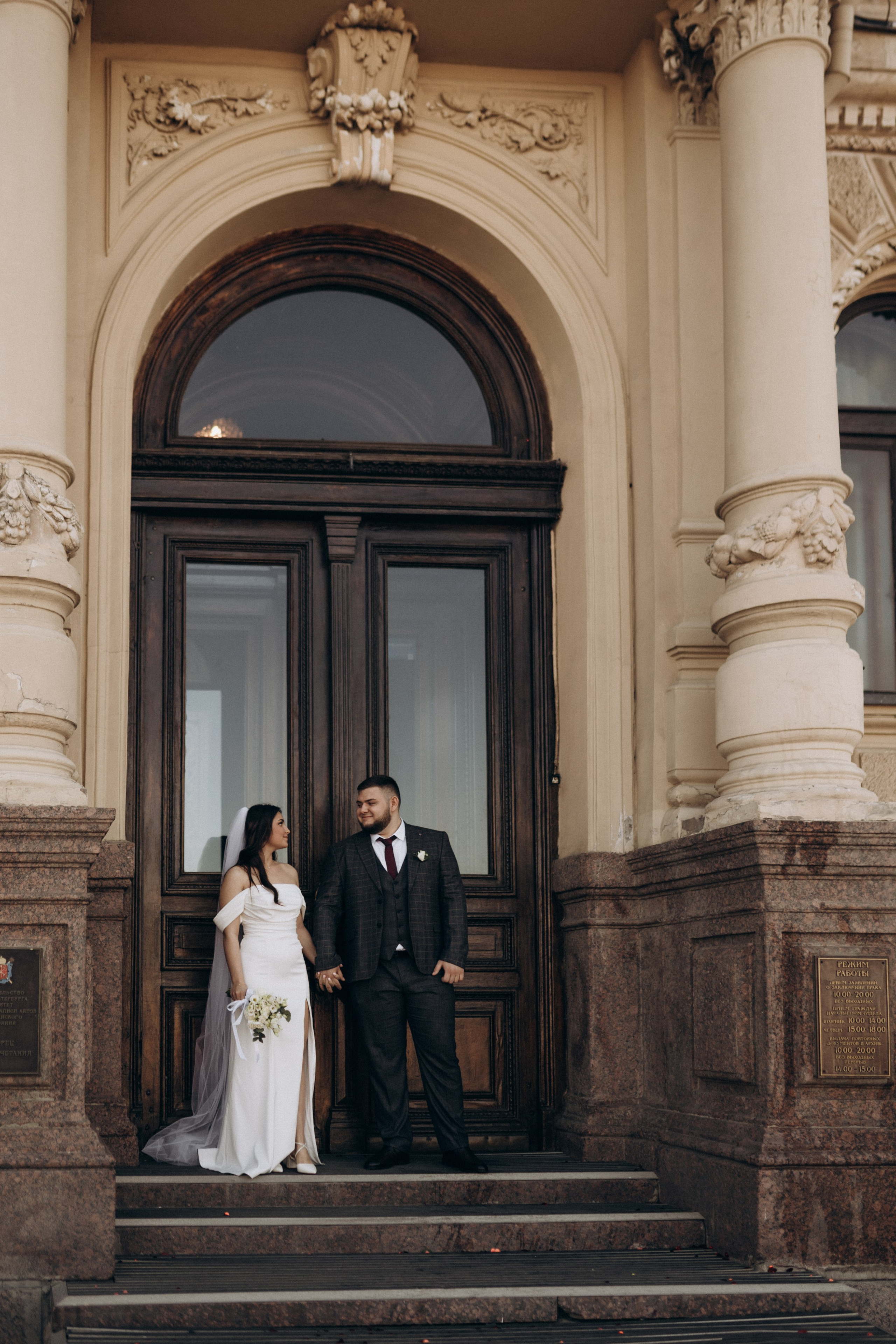 Артем и Регина | Дворец бракосочетания 1. Свадебный и love story фотограф в Санкт-Петербурге
