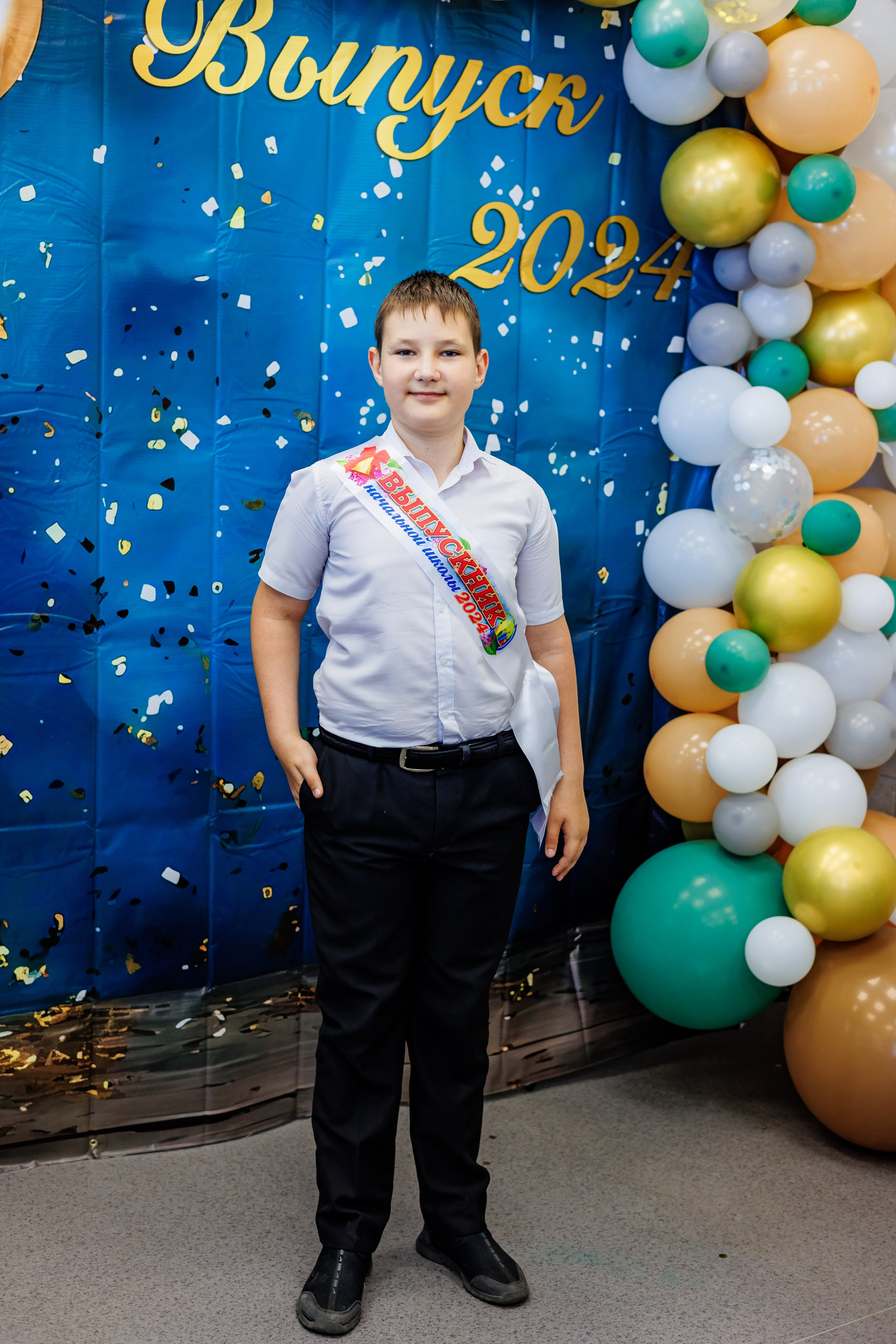 Выпуск 4а 25школа'24 год. Свадебный и семейный фотограф в Армавире