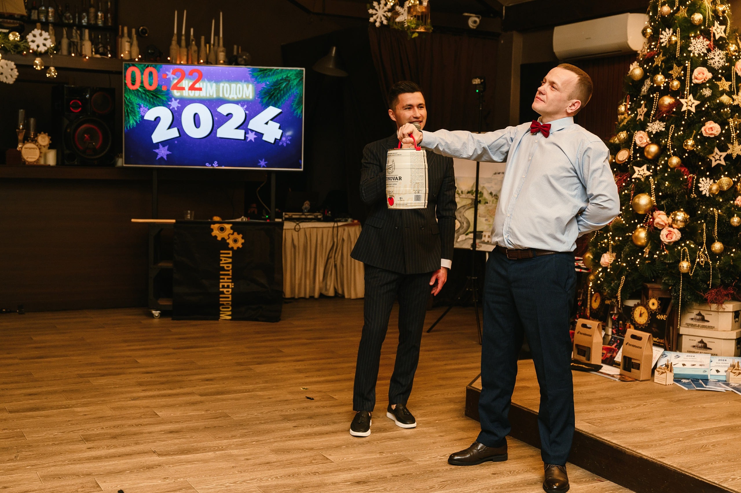 Новогодний корпоратив в «Алых парусах». Wedding and family photographer USA