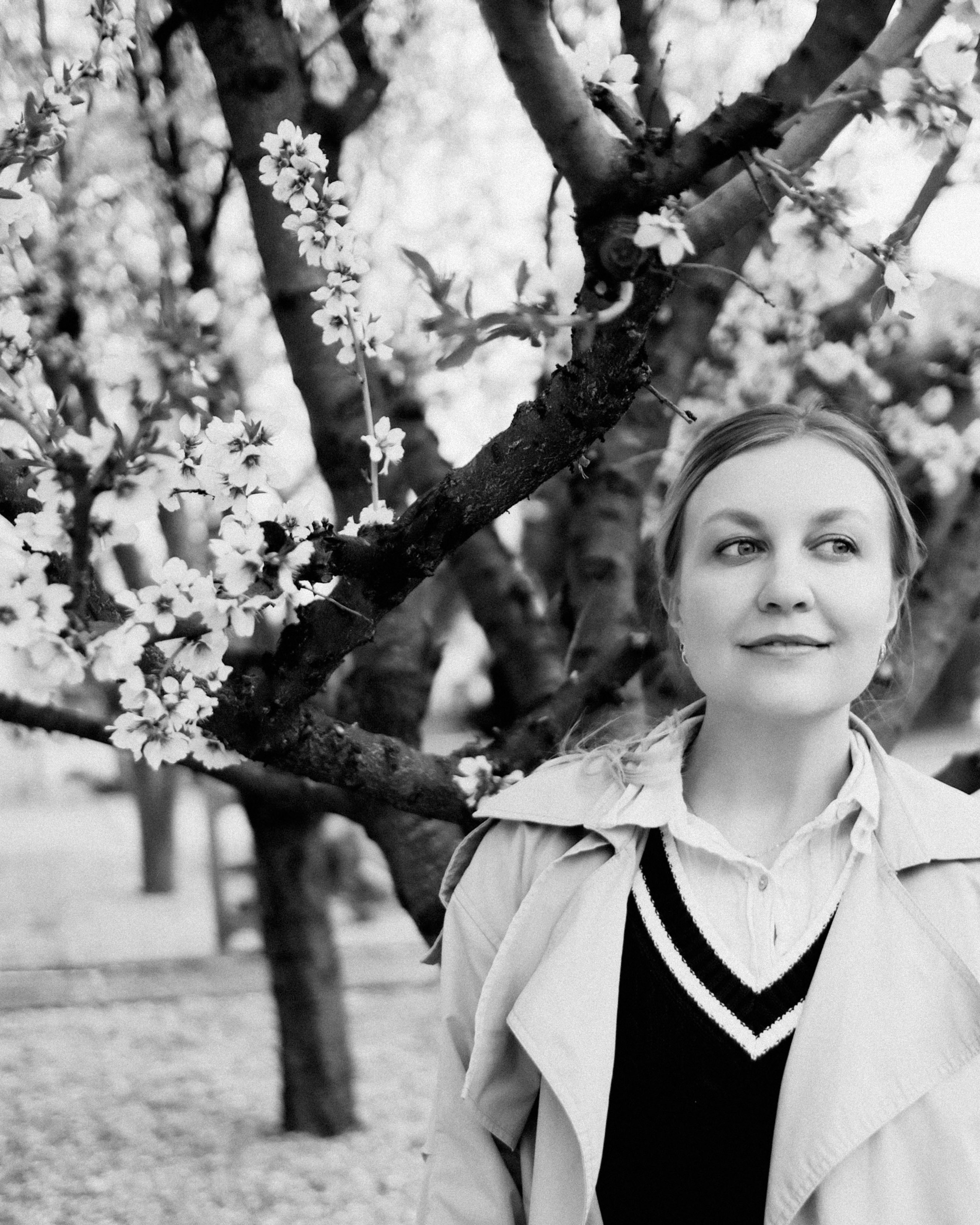 Elena. Blooming in Budapest. Portrait photographer Olga Prokopova based in Budapest