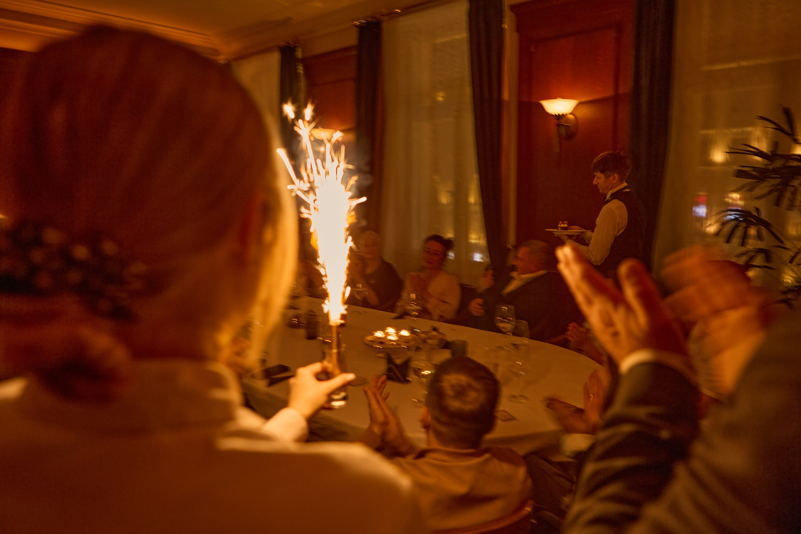 Evening on Nevsky Prospect Street at the Palkin Restaurant. Фотограф в Санкт-Петербурге Владимир Тихомиров