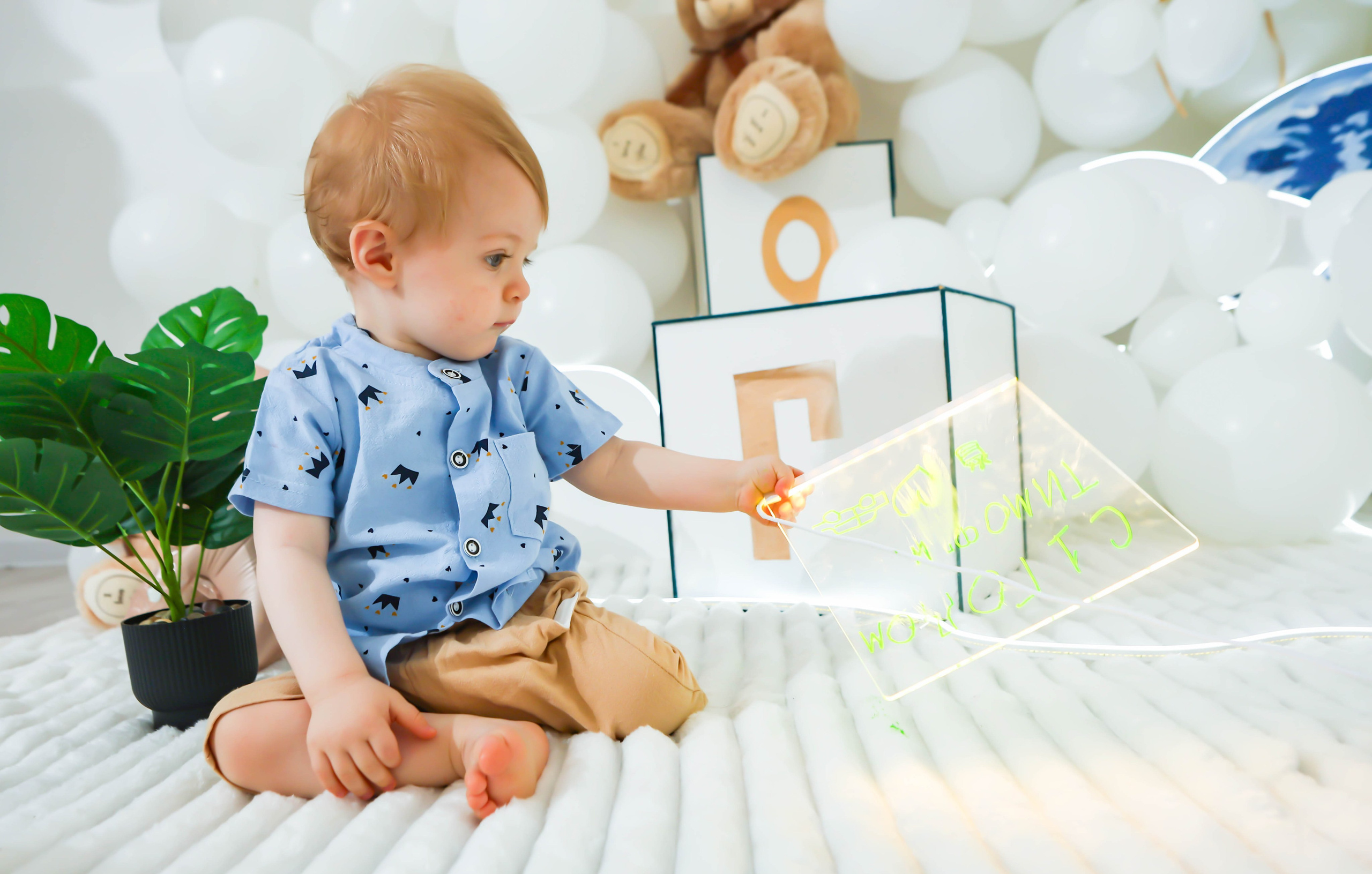 Фотозона для малышей (1-2 годика)