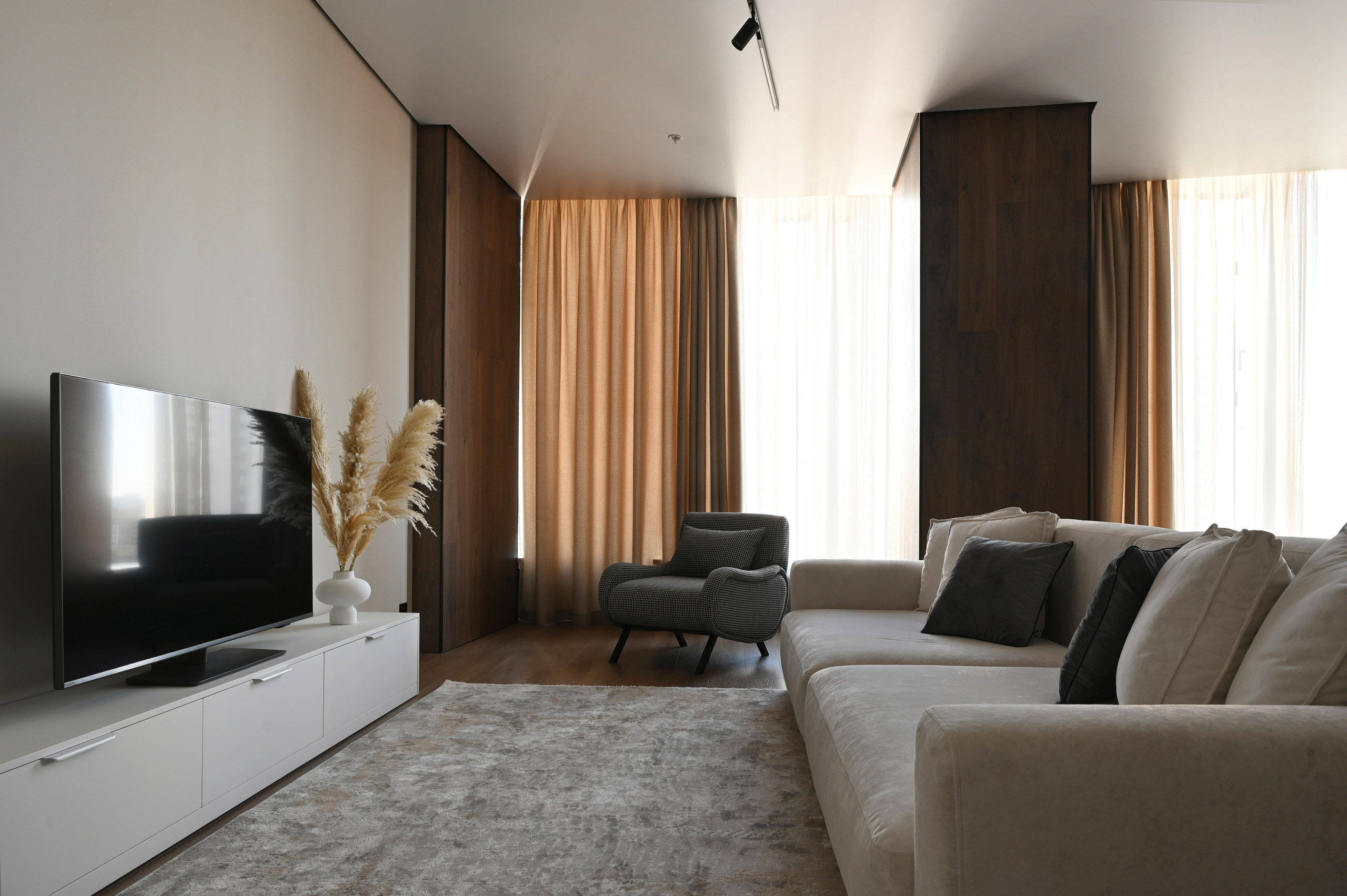 Башня Исеть дизайнер Вероника Миллер. Мебель на заказ