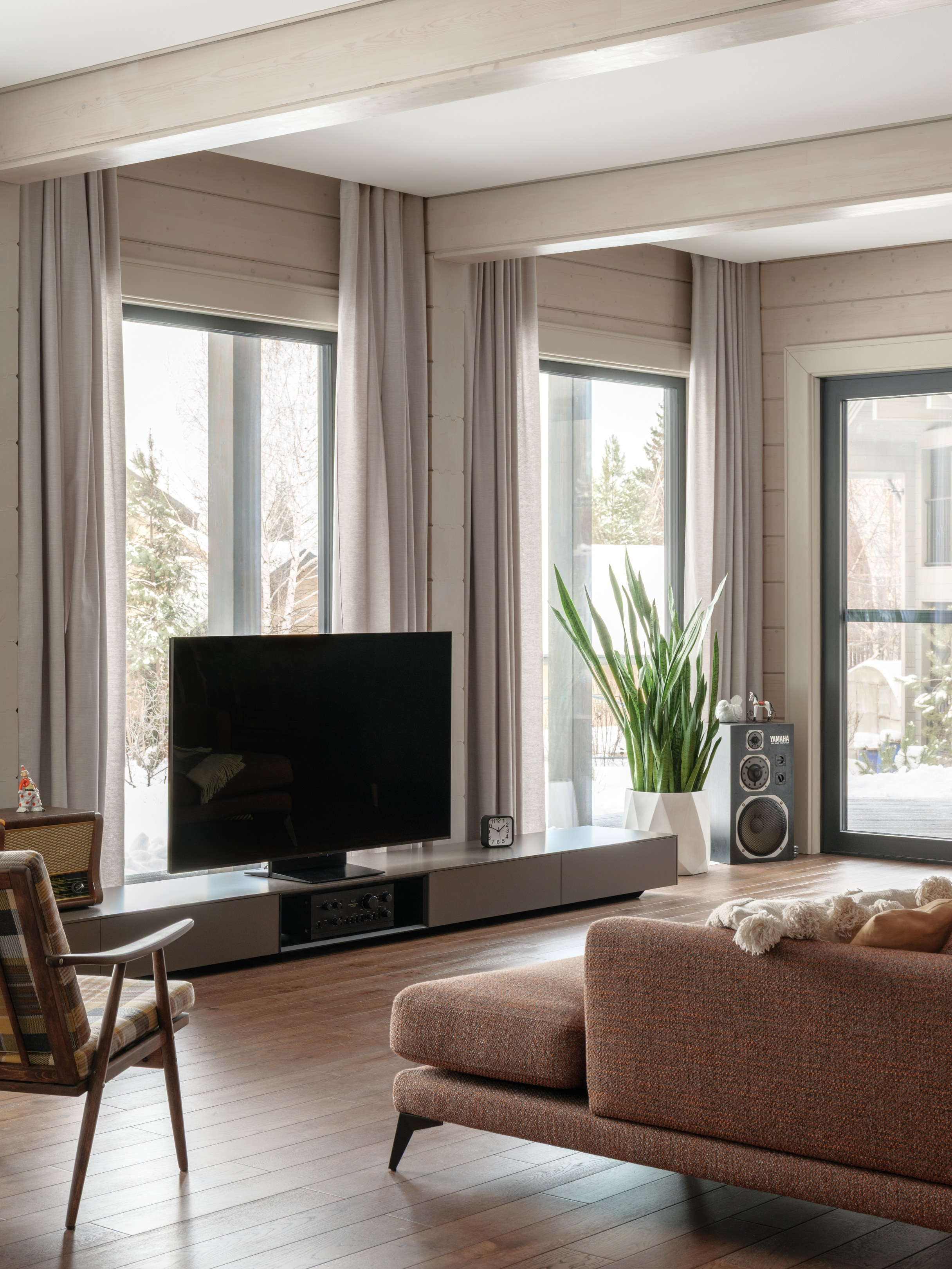 Загородный дом. Дизайнер Дмитрий Кисляков. Мебель на заказ