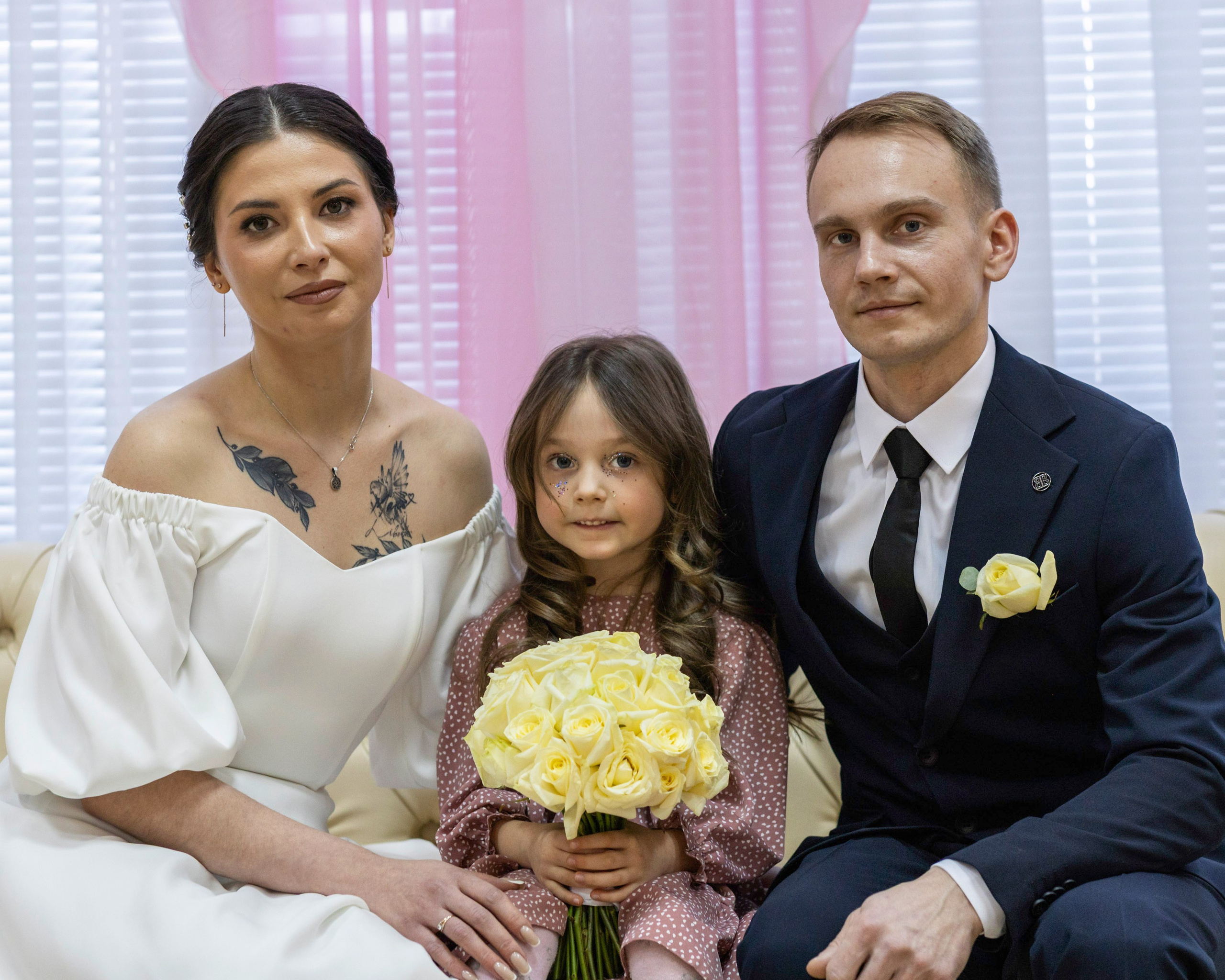 Свадьба, роспись в ЗАГСе, венчание, крещение, выписка из роддома — фотосъёмка. Визуальная упаковка брендов и проектов через фото и видеопроизводство