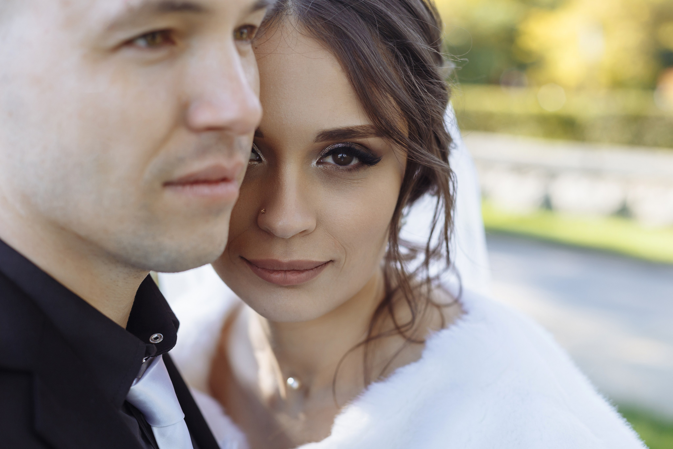 Павел, Мария — фотографии в студии и парке. Событийный фотограф Максим Бескоровайновнов