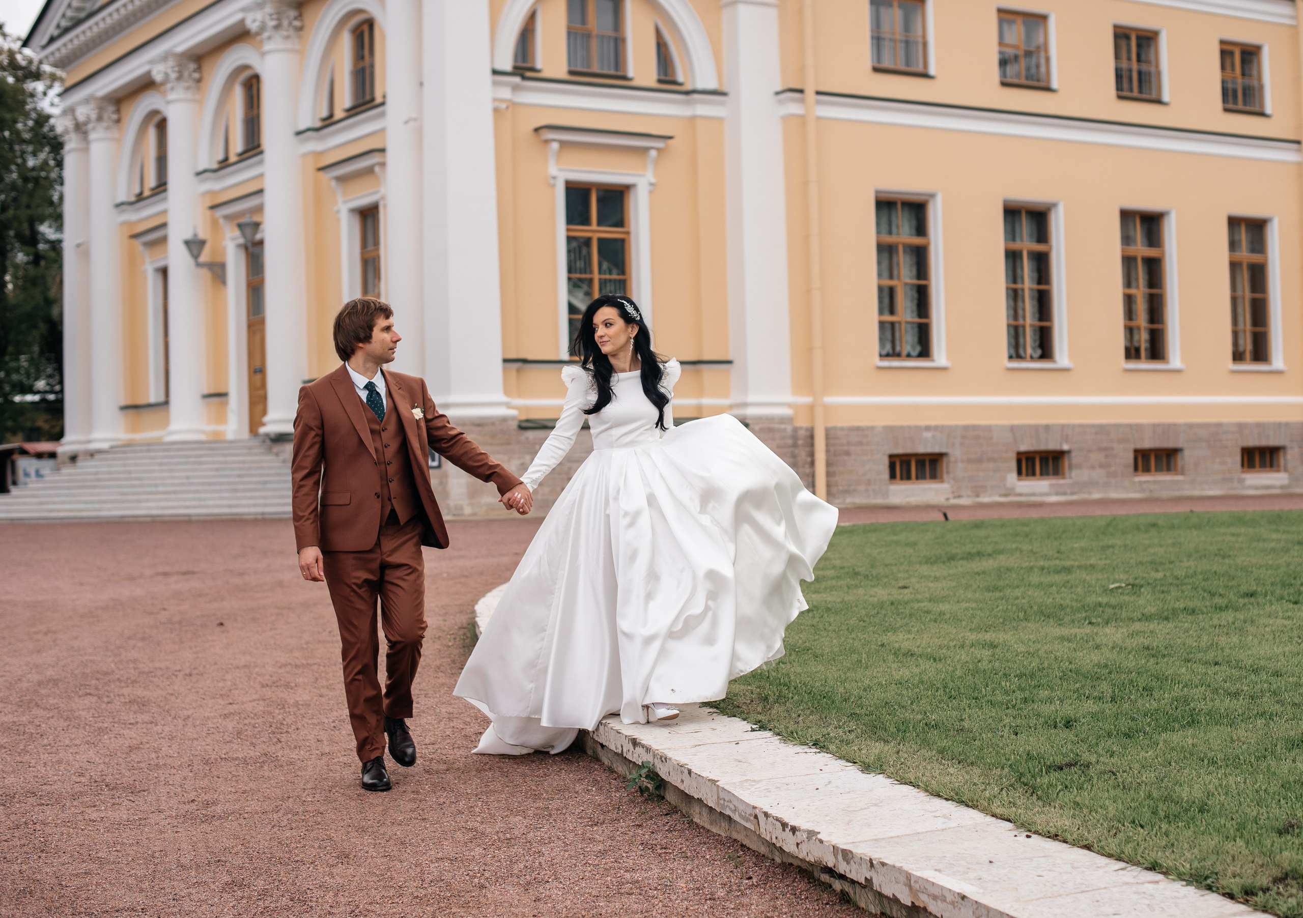Свадьбы в Пушкине (Царское село). Живые снимки! Фотограф Даша Бендер