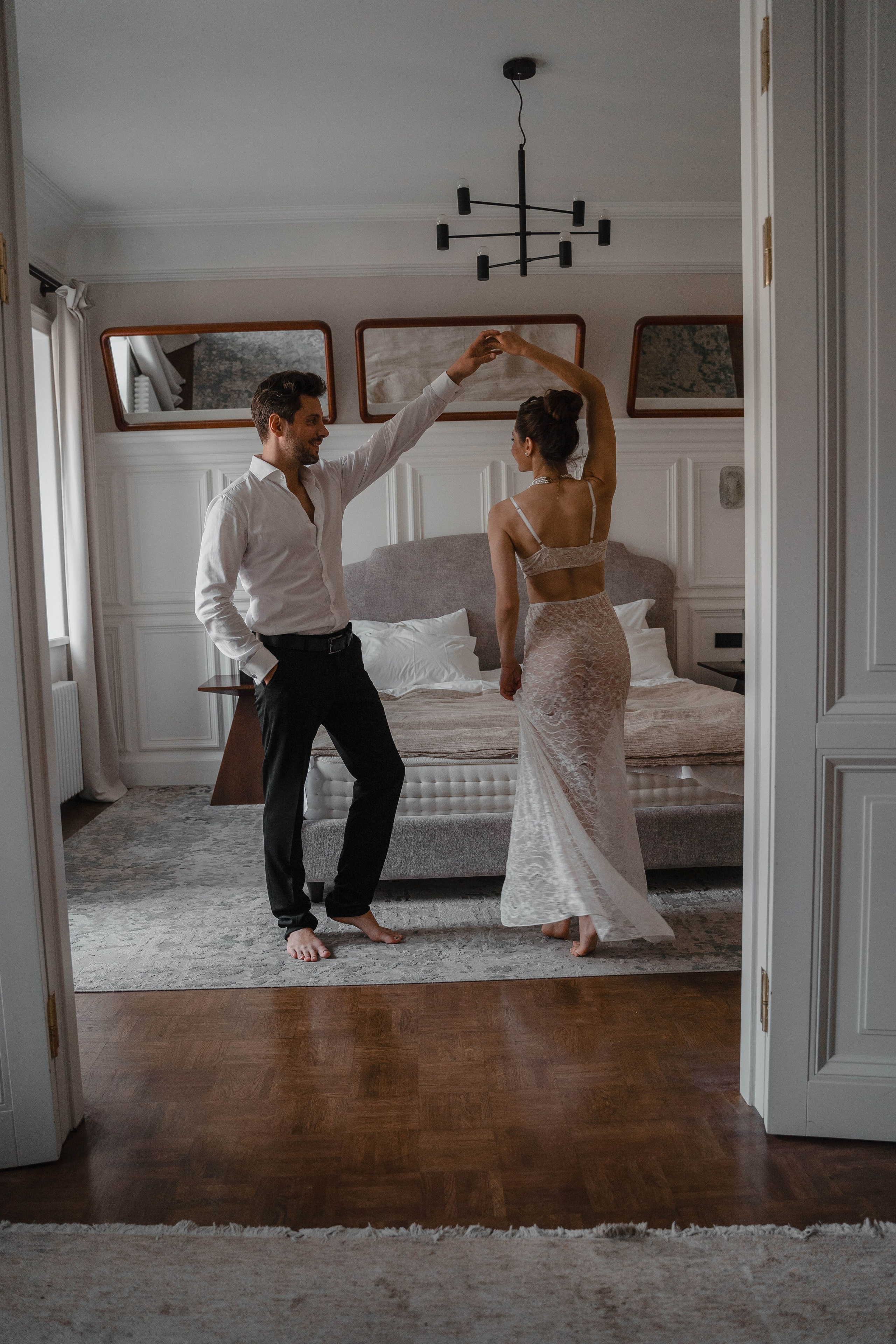 Совместные сборы в одной квартире…. Свадебный фотограф Казань Анастасия Доле