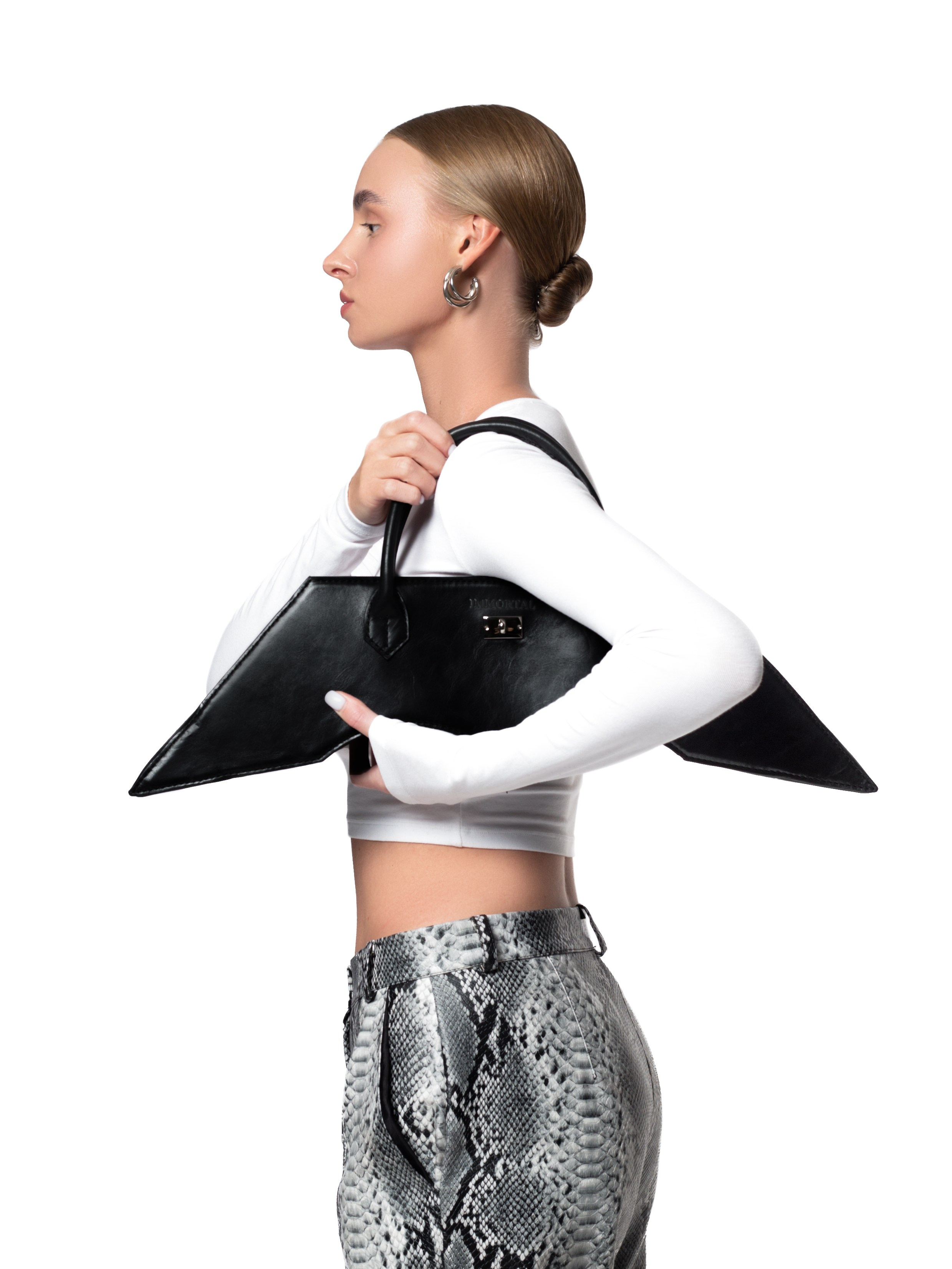 СУМКИ. RUNA production — стильные съемки для брендов