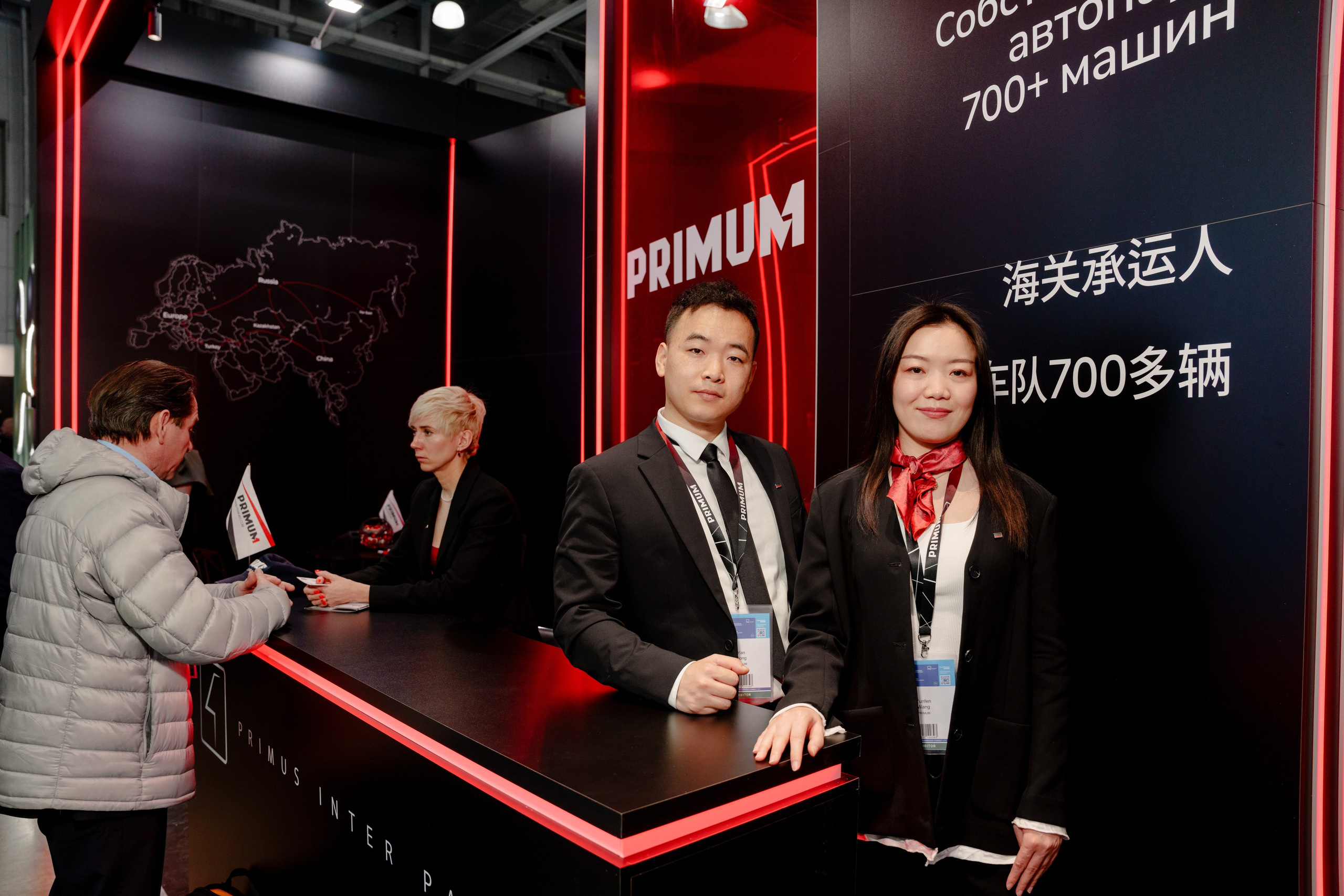 Репортажный фотограф на экспо Крокус. Репортажный фотограф Москва Сергей Дружинин