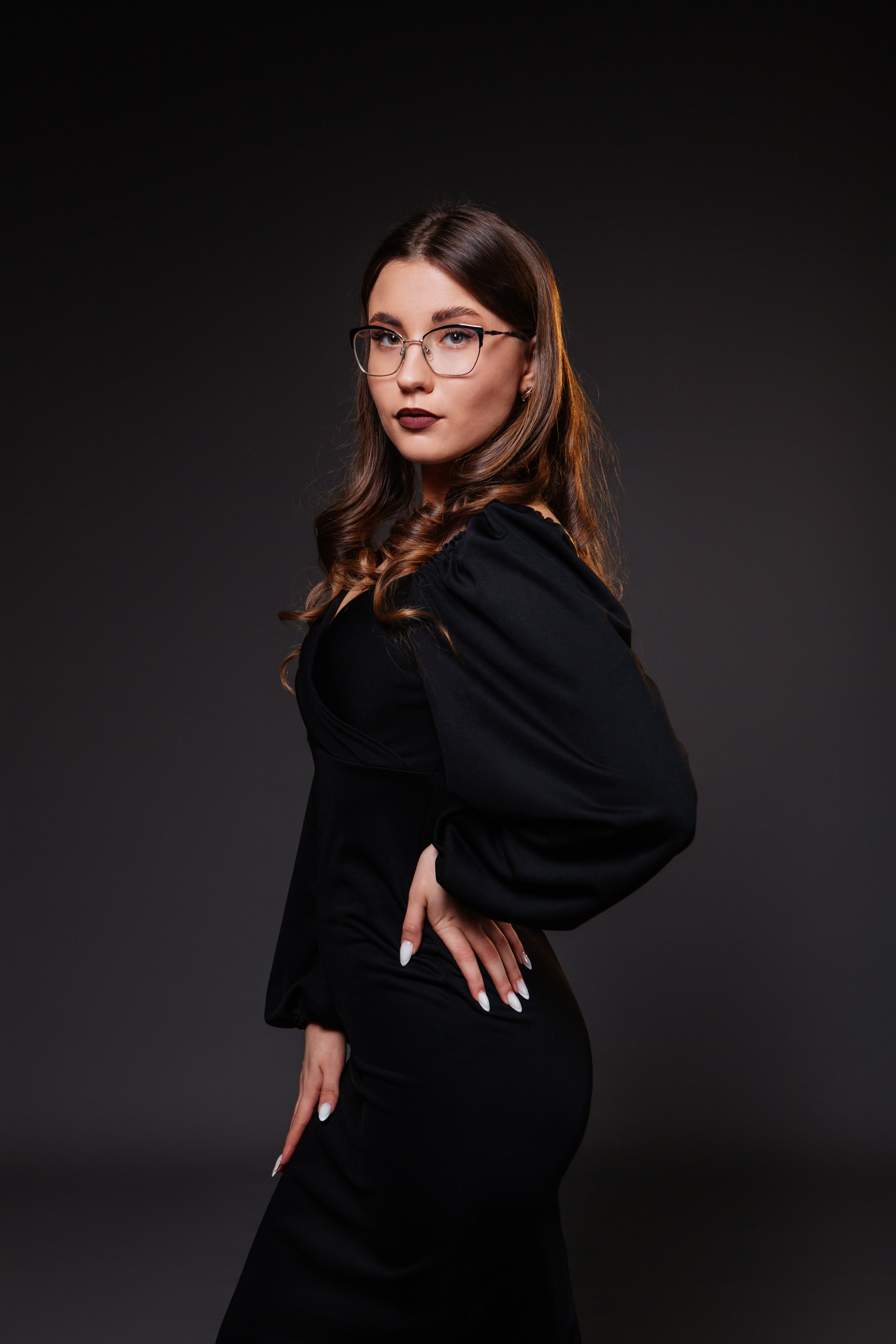 Черный фон. Фото дети. Выпускные альбомы Нижний Тагил